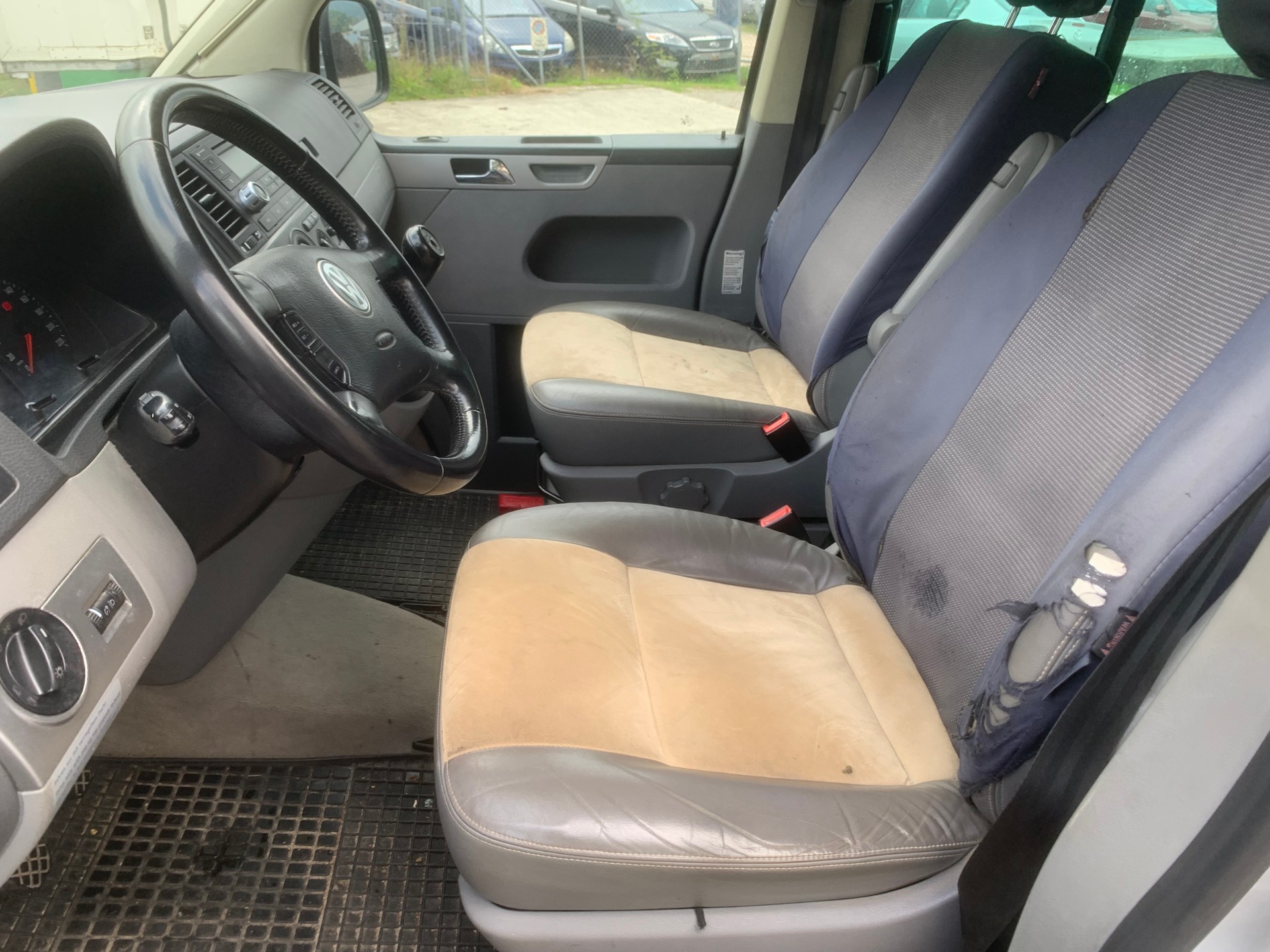 VW Kompakt van-image-6