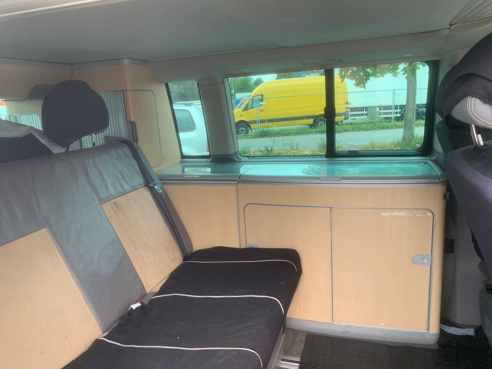 VW Kompakt van-image-12