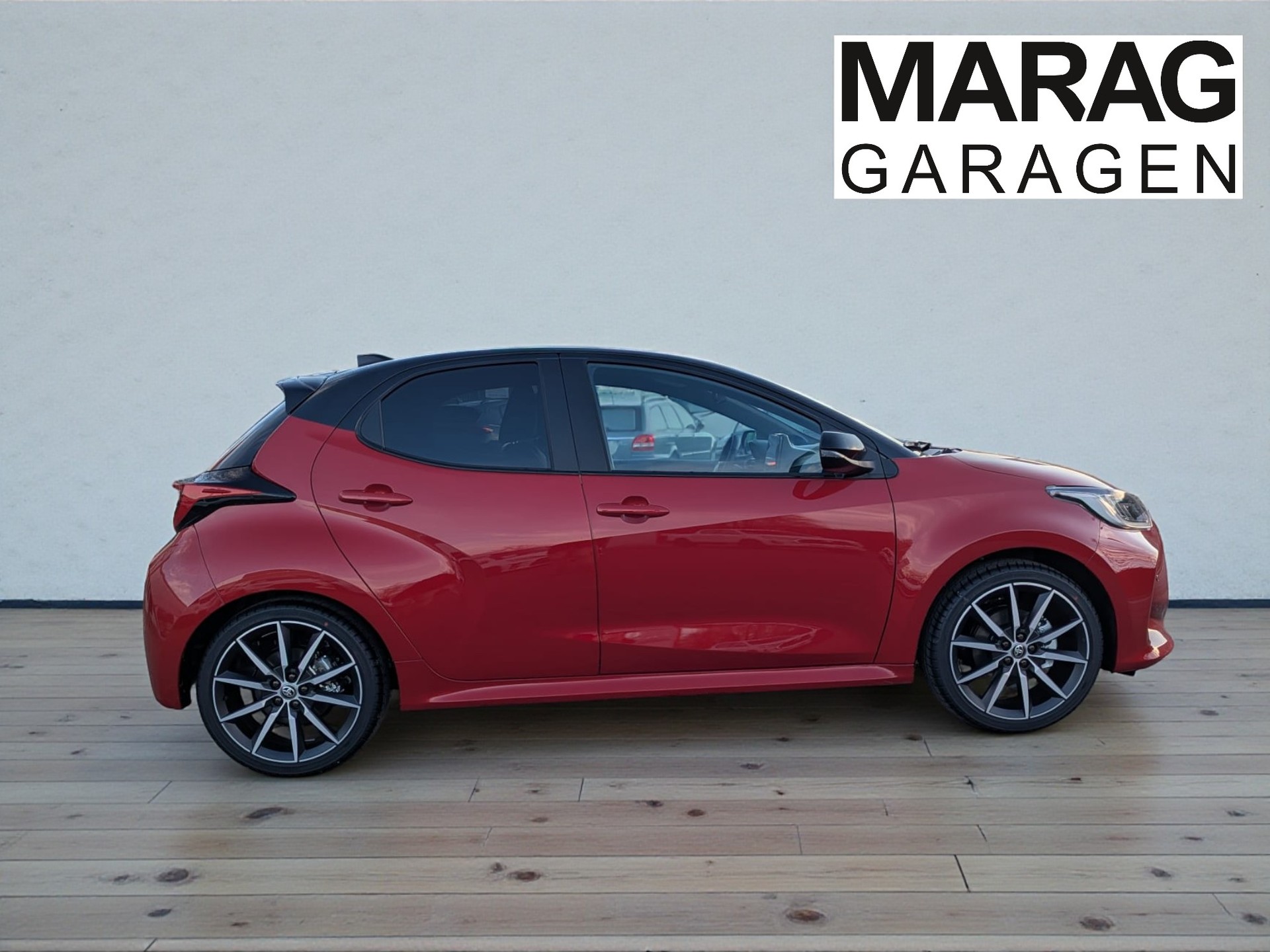 TOYOTA Yaris 1.5 GR Sport e-CVT-image-4