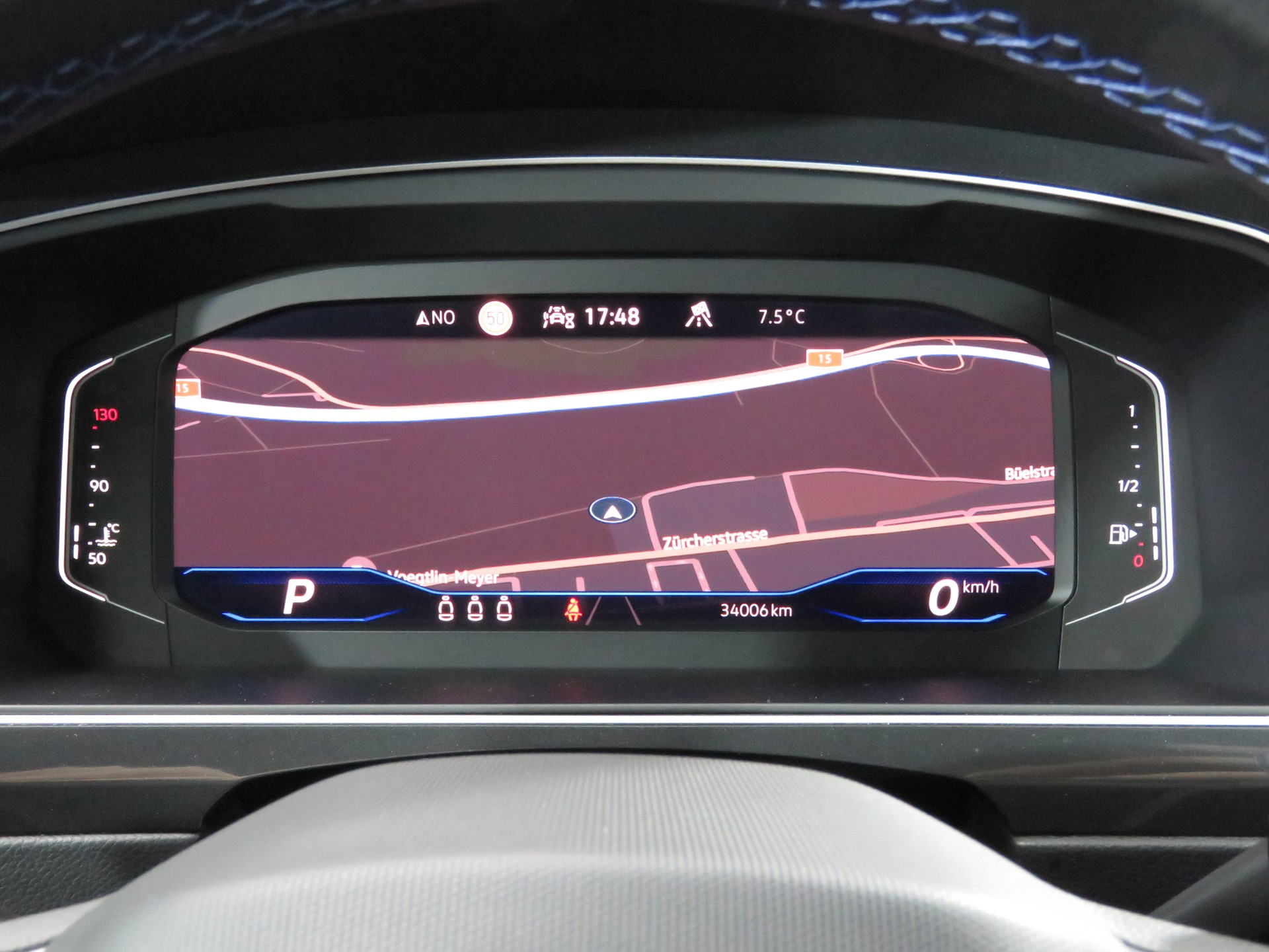 VW Tiguan 2.0 TSI R 4-Motion DSG (AHK 2.5 t, Automat)-image-17