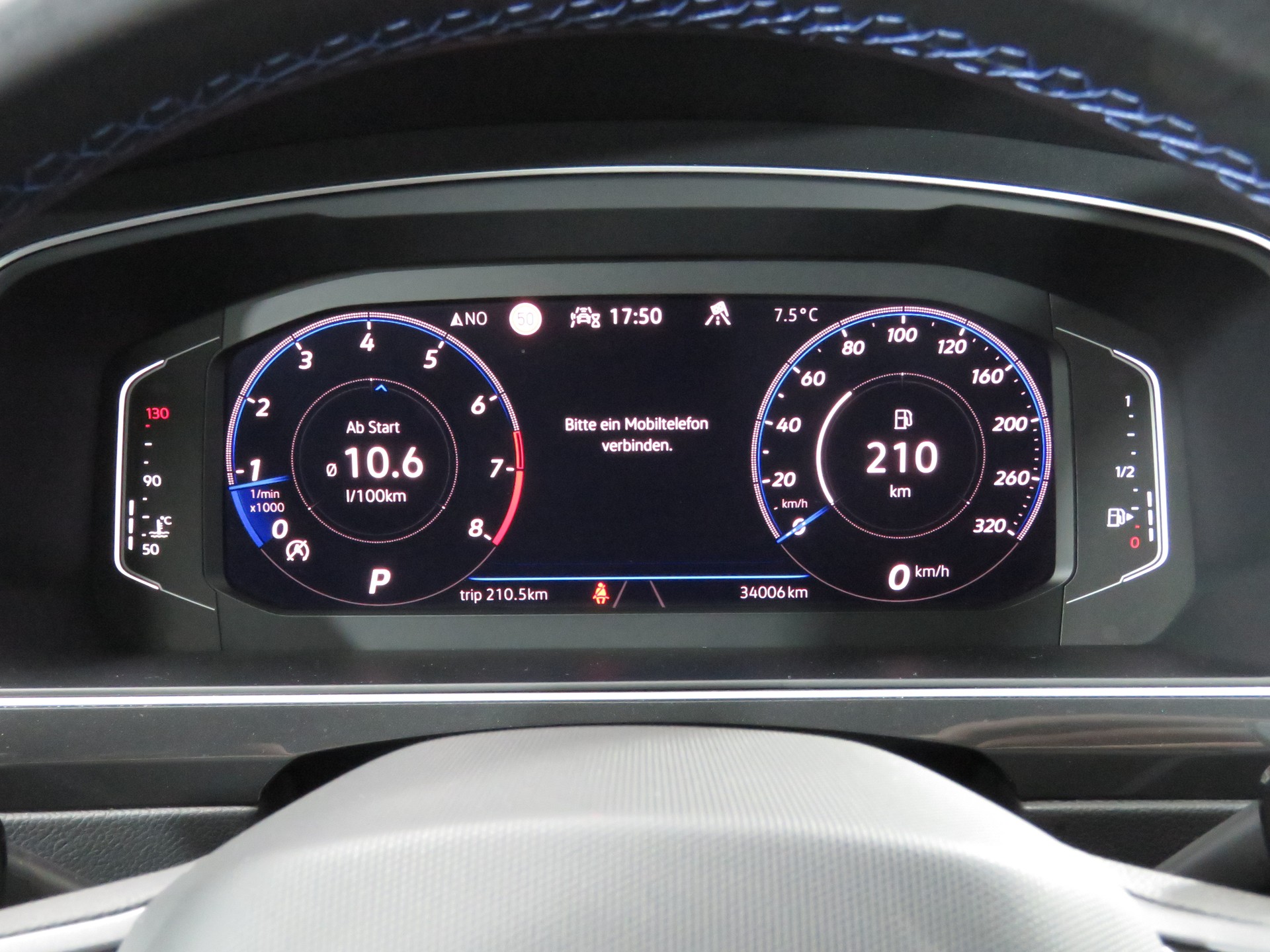 VW Tiguan 2.0 TSI R 4-Motion DSG (AHK 2.5 t, Automat)-image-16