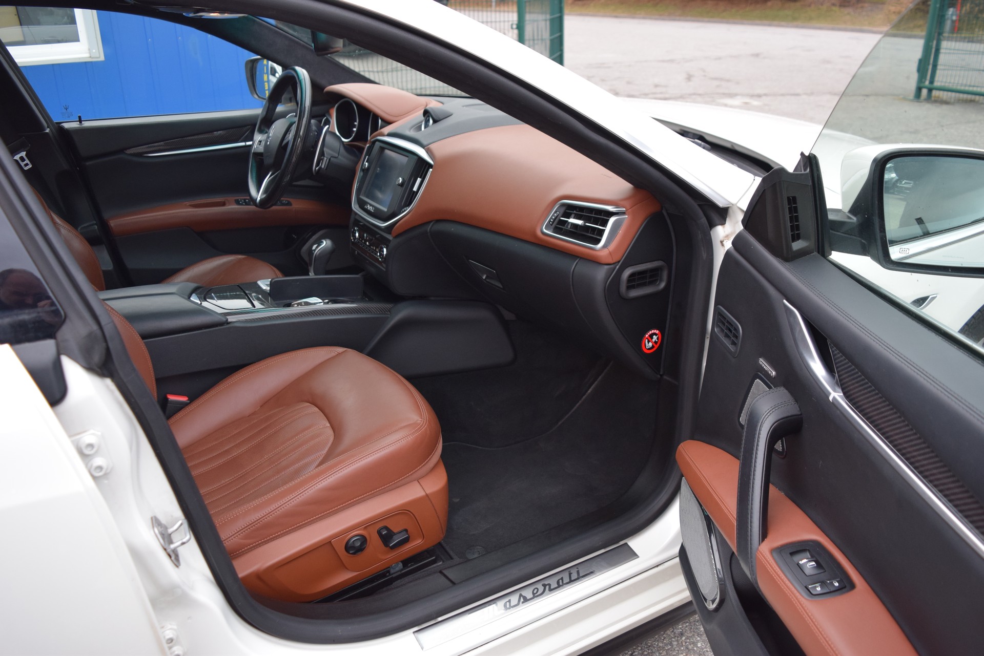 MASERATI Ghibli S Q4 3.0 V6 Automatica-image-11