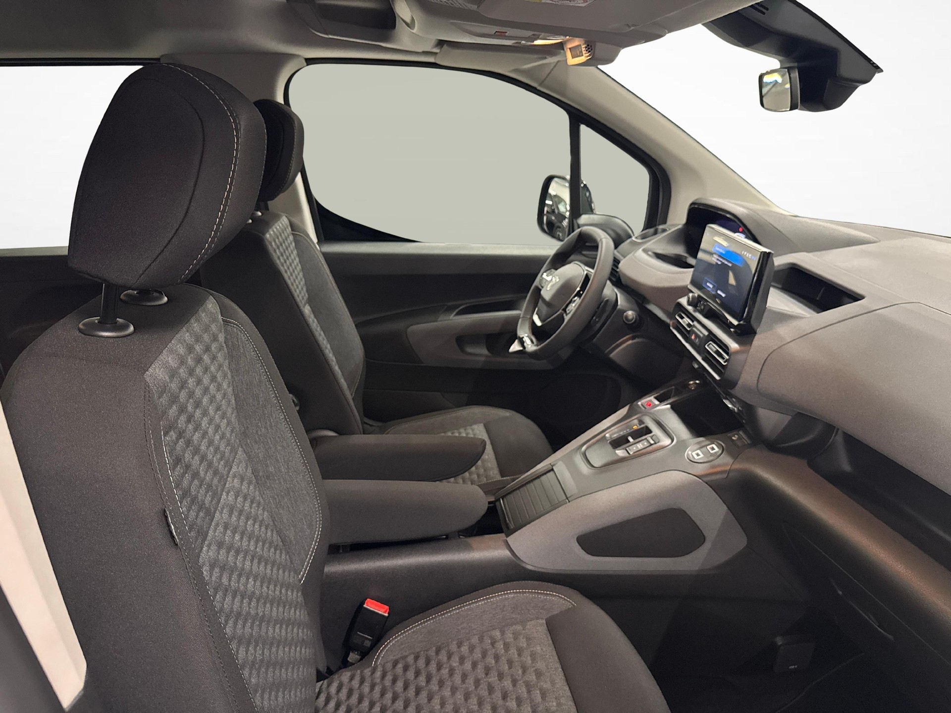 PEUGEOT Rifter 1.5 BlueHDi 130 GT-image-8