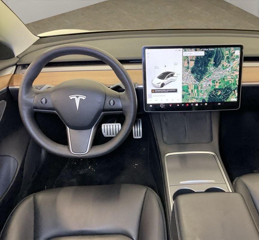 TESLA Model 3 Performance Dual Motor AWD-image-12