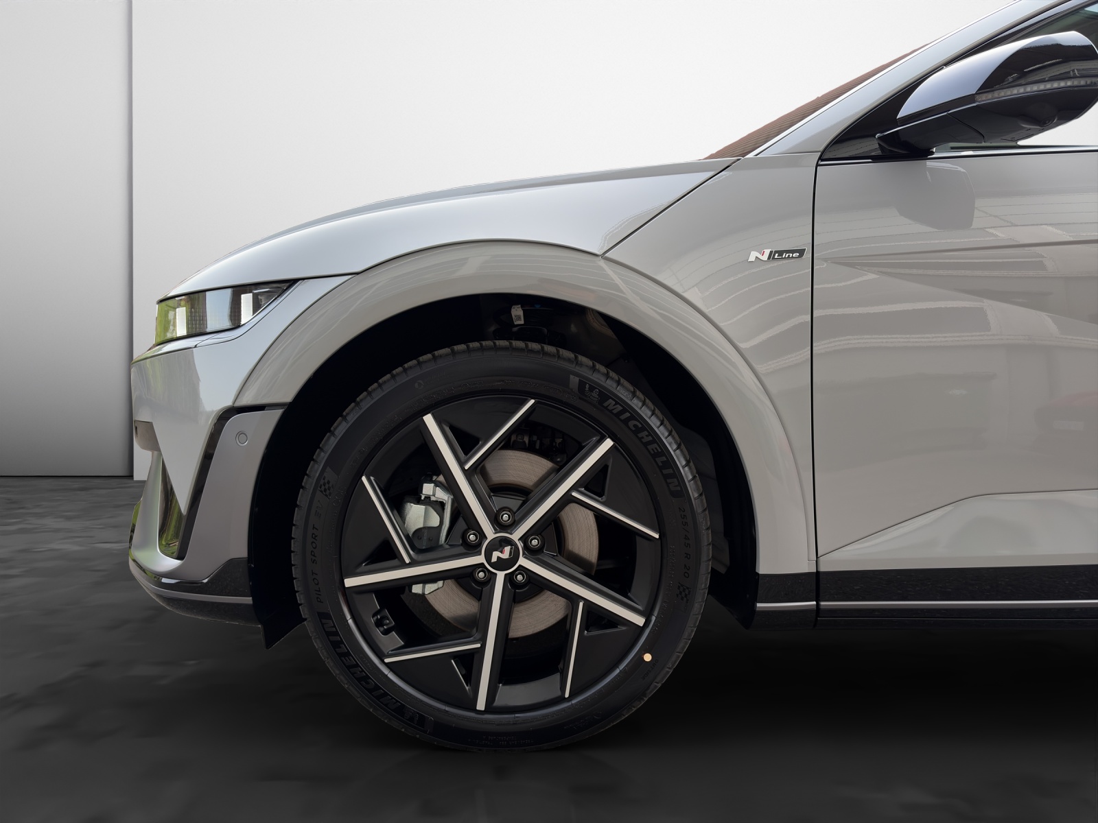 HYUNDAI Ioniq 5 N Line 84 kWh 4WD-image-15