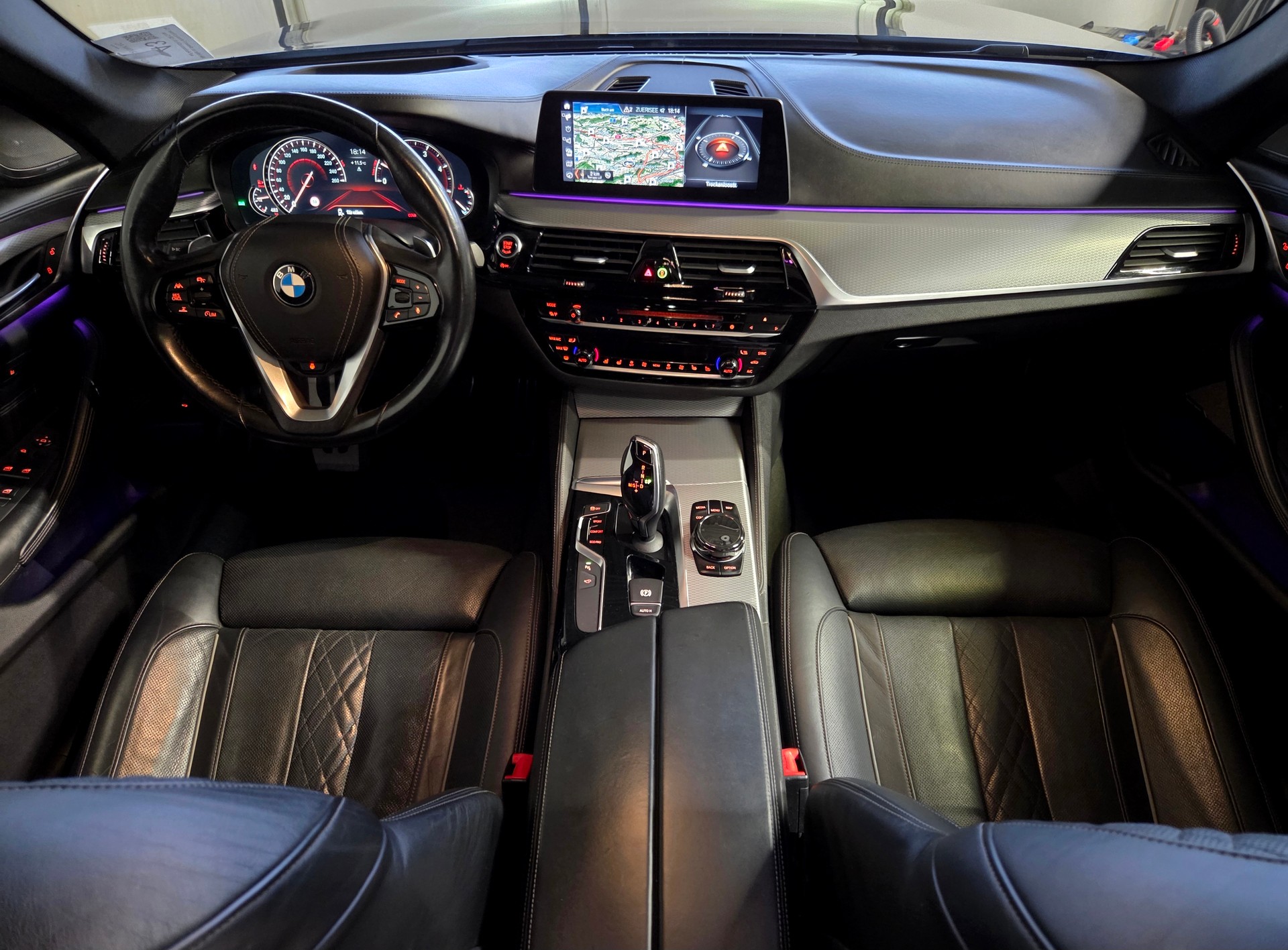 BMW 540d xDrive M-Sport Touring-image-7