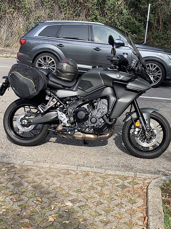 YAMAHA Tracer 9