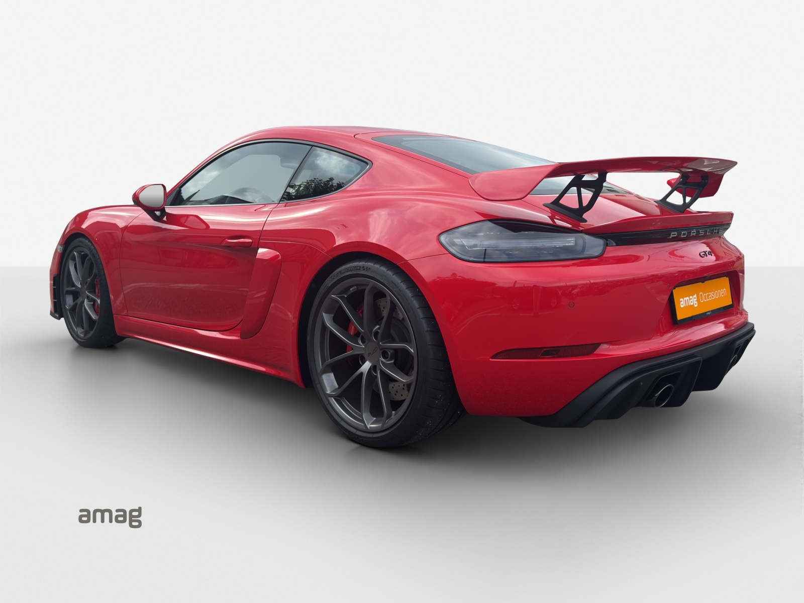 PORSCHE 718 Cayman GT4-image-2