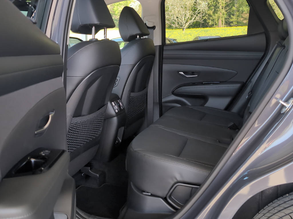 HYUNDAI TUCSON 1.6 T-GDi Hybrid Vertex Swiss Edition 4WD-image-10