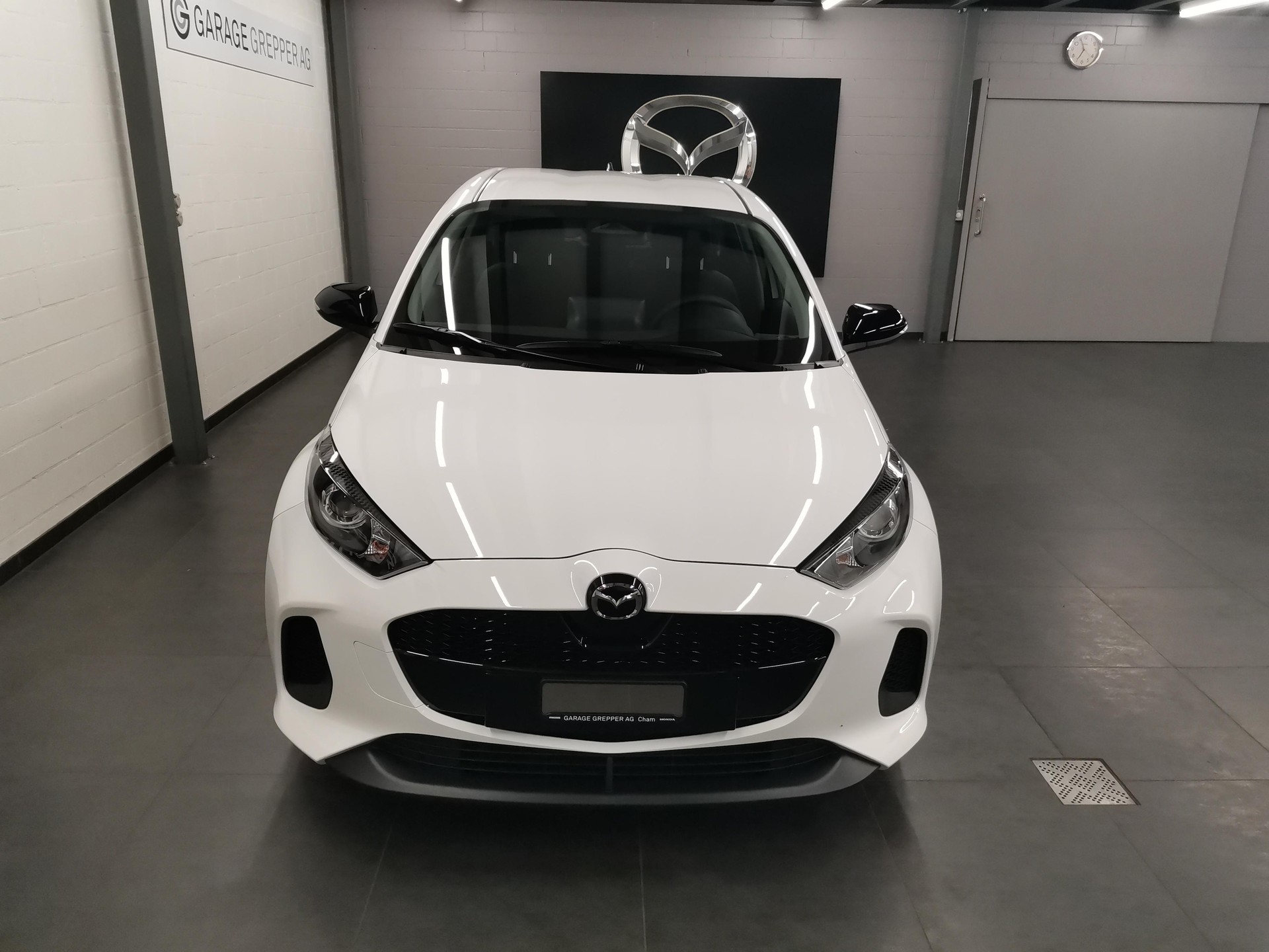MAZDA 2 1.5 Hybrid Prime-Line-image-1