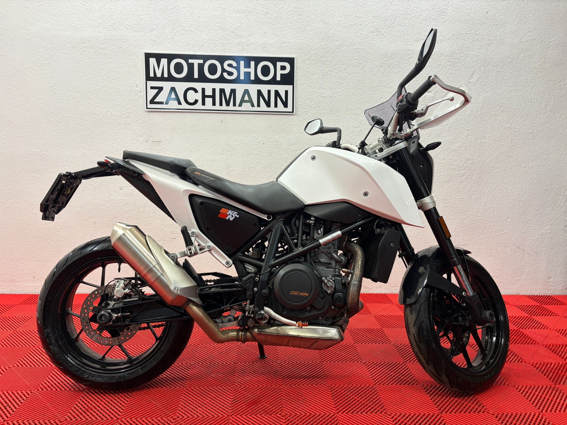 KTM 690 Duke ABS (35kW)