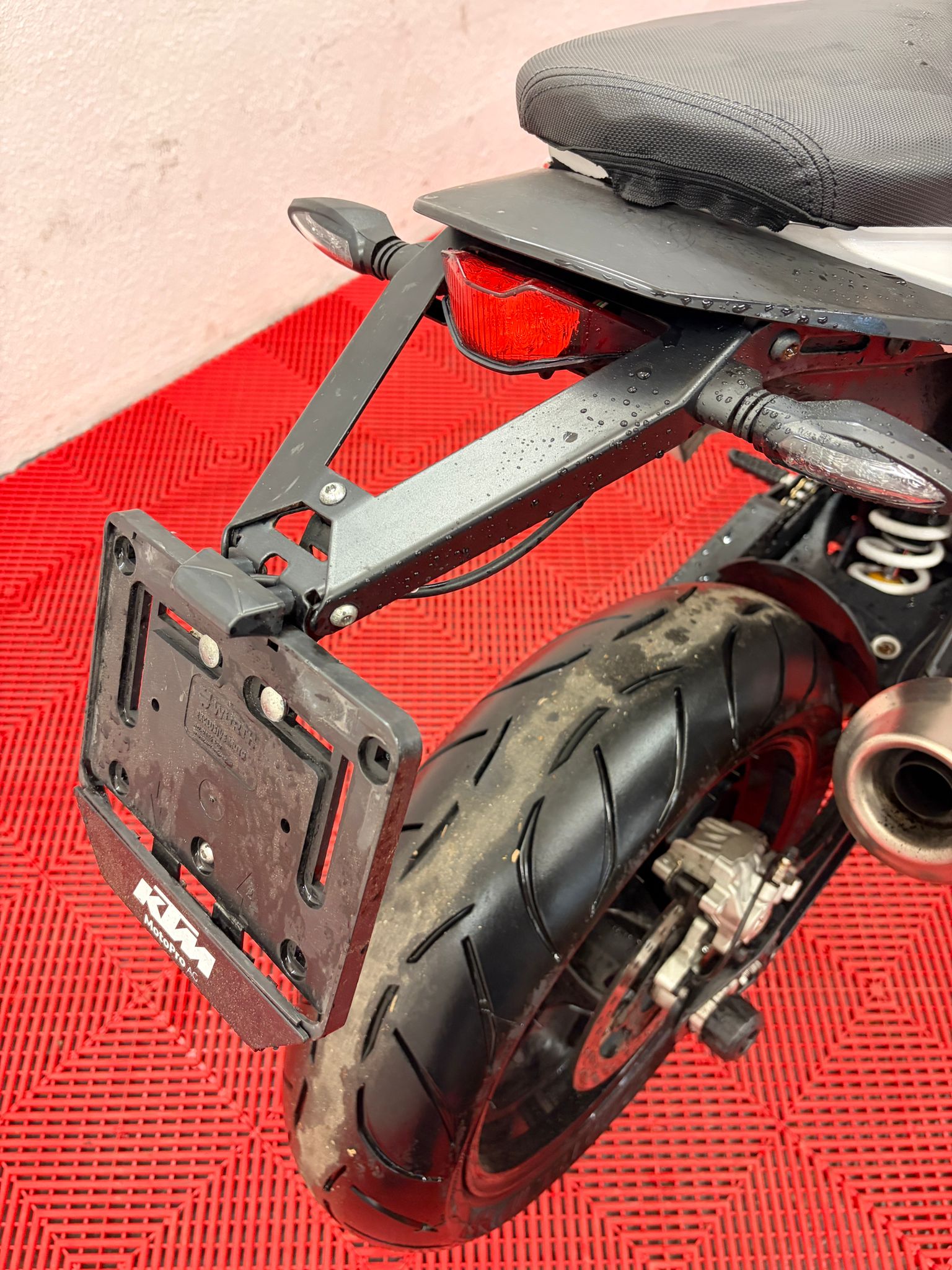 KTM 690 Duke ABS (35kW)-image-6