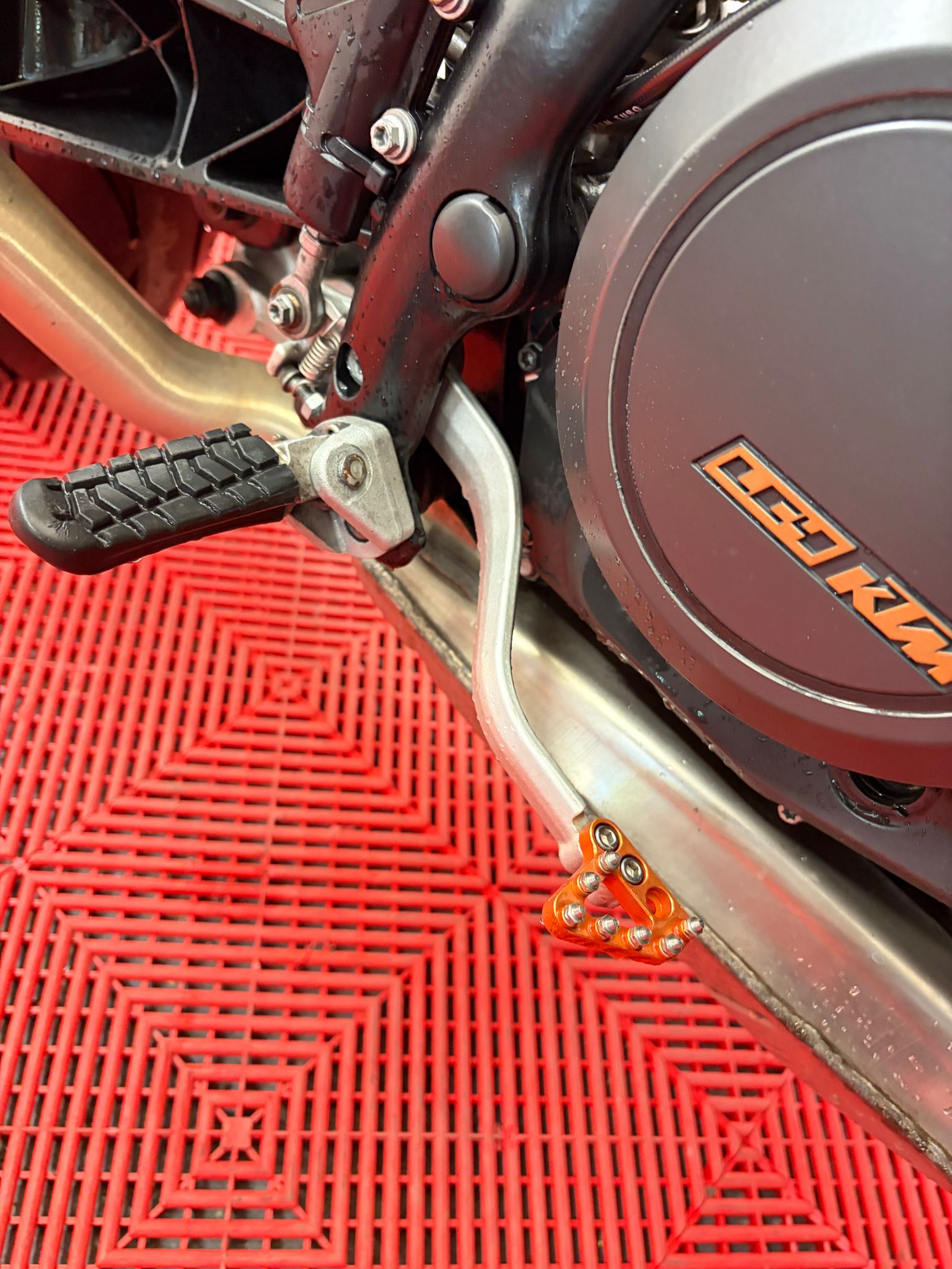 KTM 690 Duke ABS (35kW)-image-10