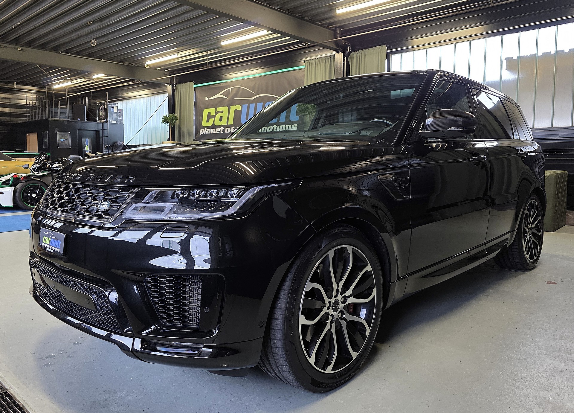 LAND ROVER Range Rover Sport 4.4 SDV8 Autobiography Dynamic-image-6