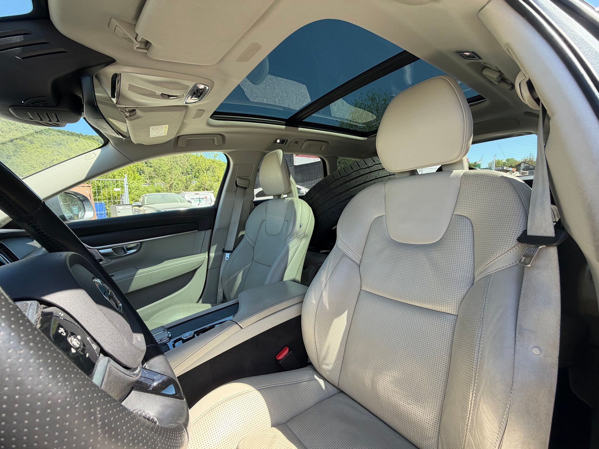 VOLVO V90 Cross Country D5 Pro AWD Geartronic Powerpulse-image-9
