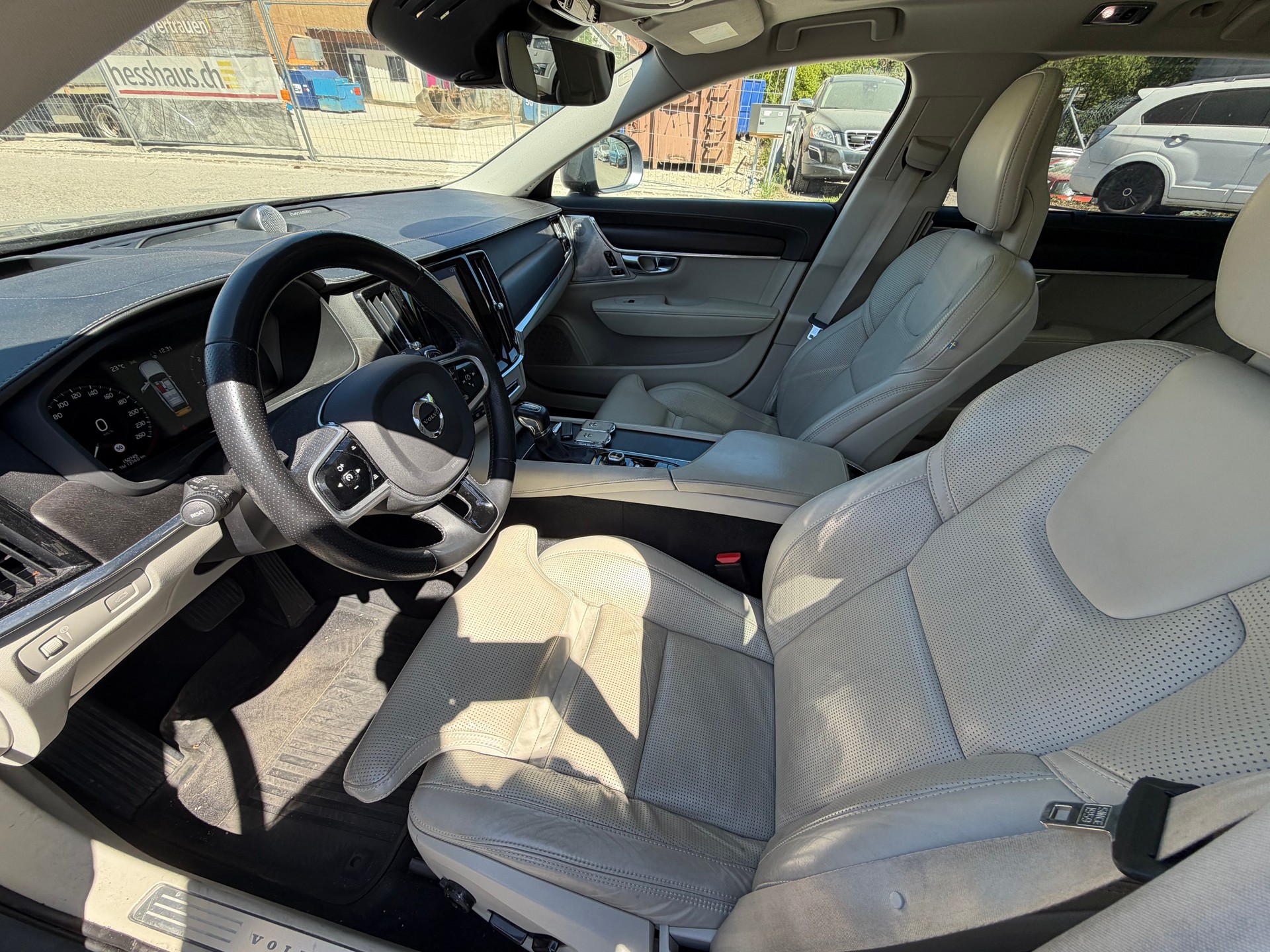 VOLVO V90 Cross Country D5 Pro AWD Geartronic Powerpulse-image-8
