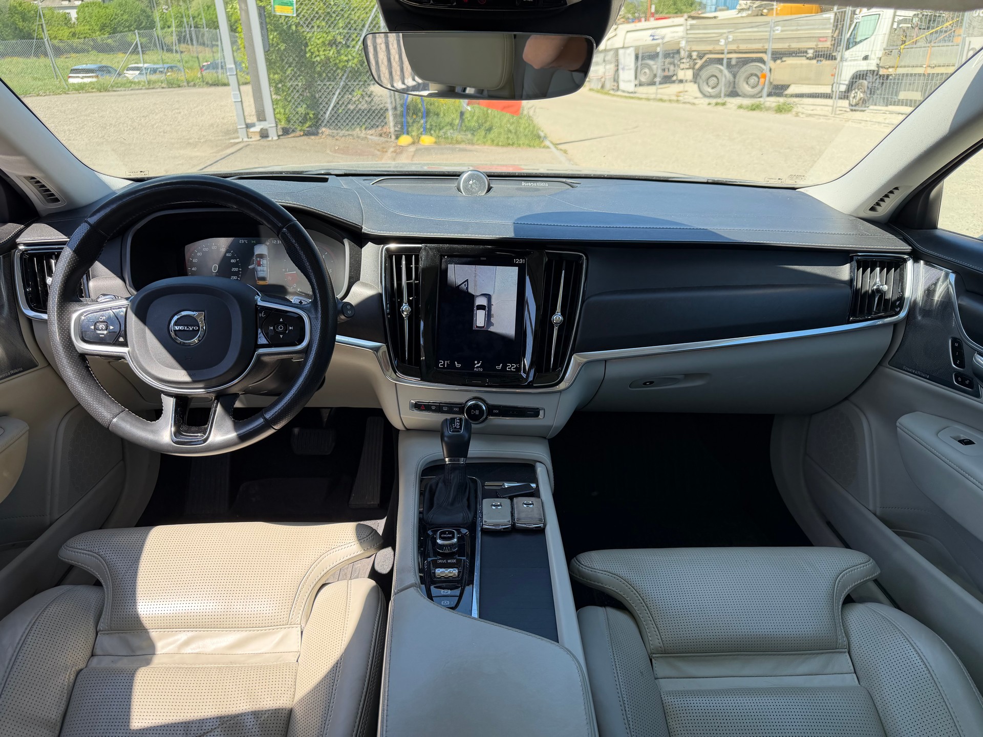 VOLVO V90 Cross Country D5 Pro AWD Geartronic Powerpulse-image-4
