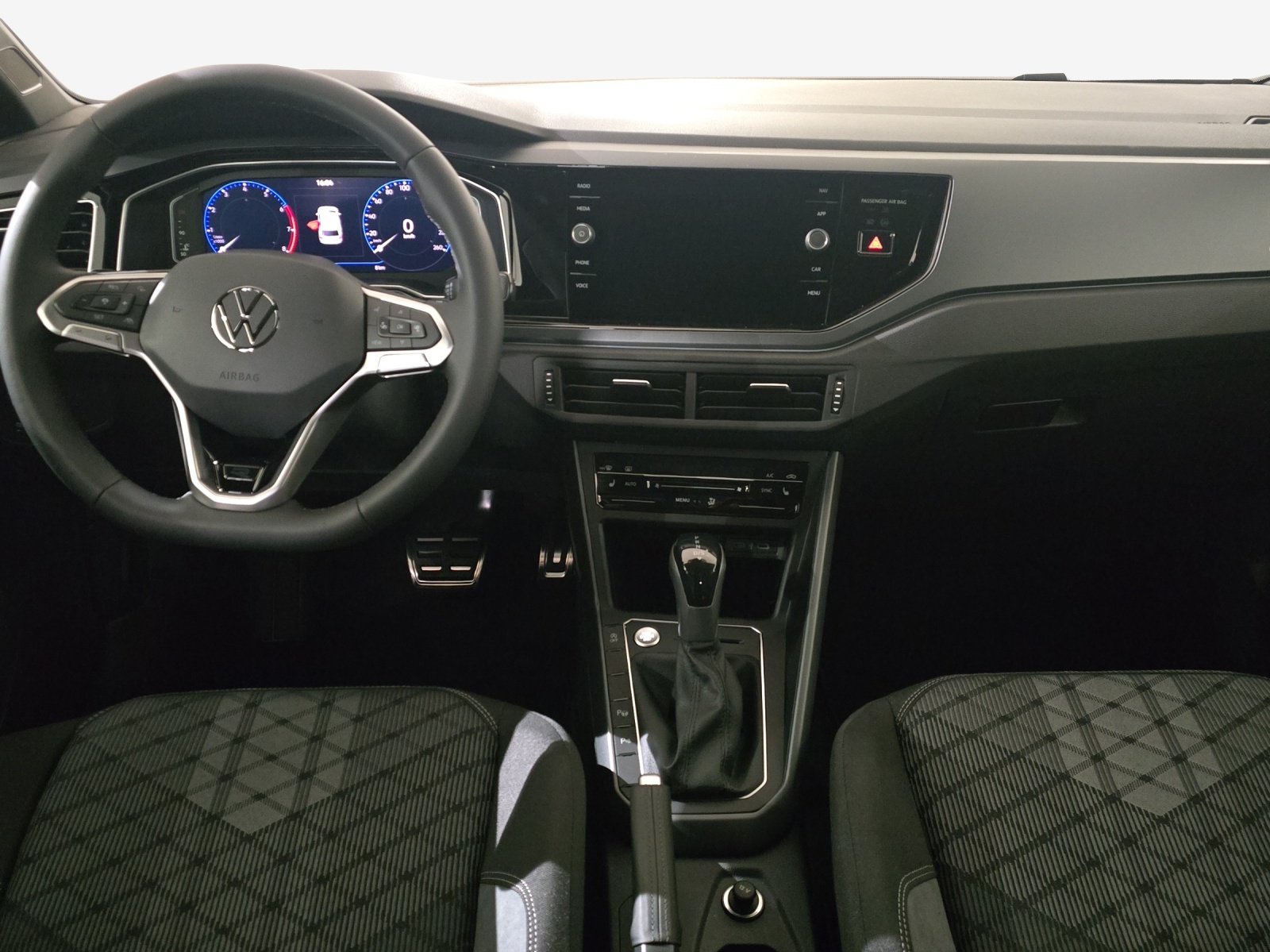 VW Polo 1.0 TSI R-Line DSG-image-8