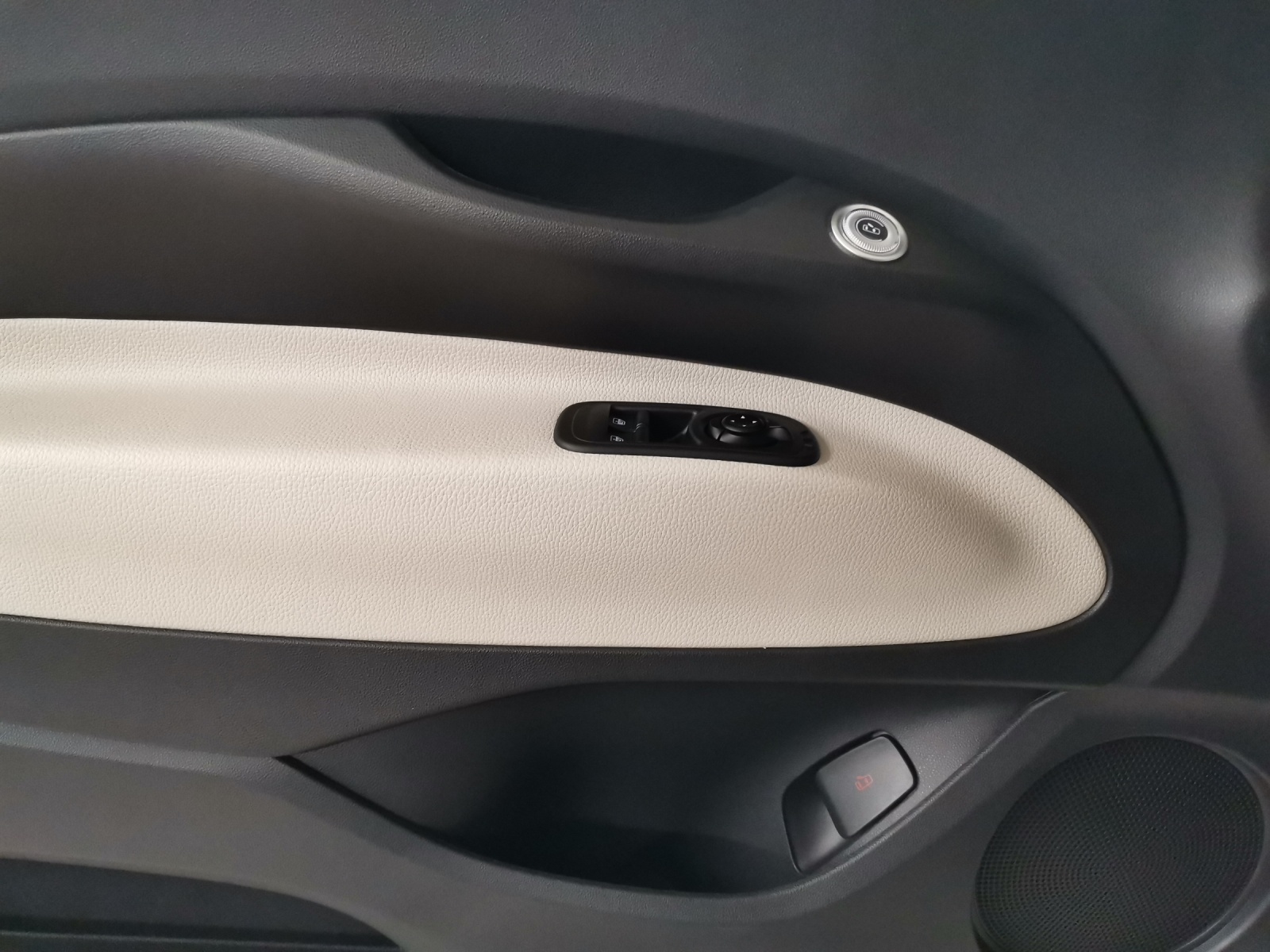 FIAT 500La Prima 3+1-image-10