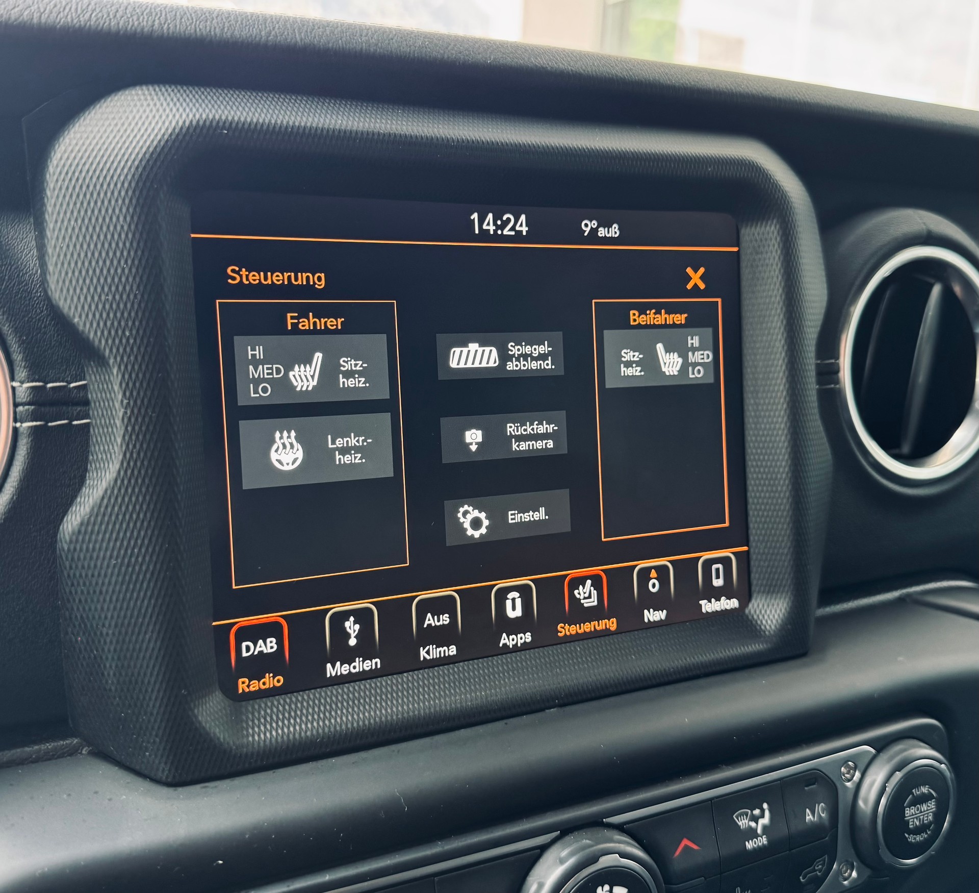 JEEP Wrangler 2.2MJ Overland Automatic-image-18