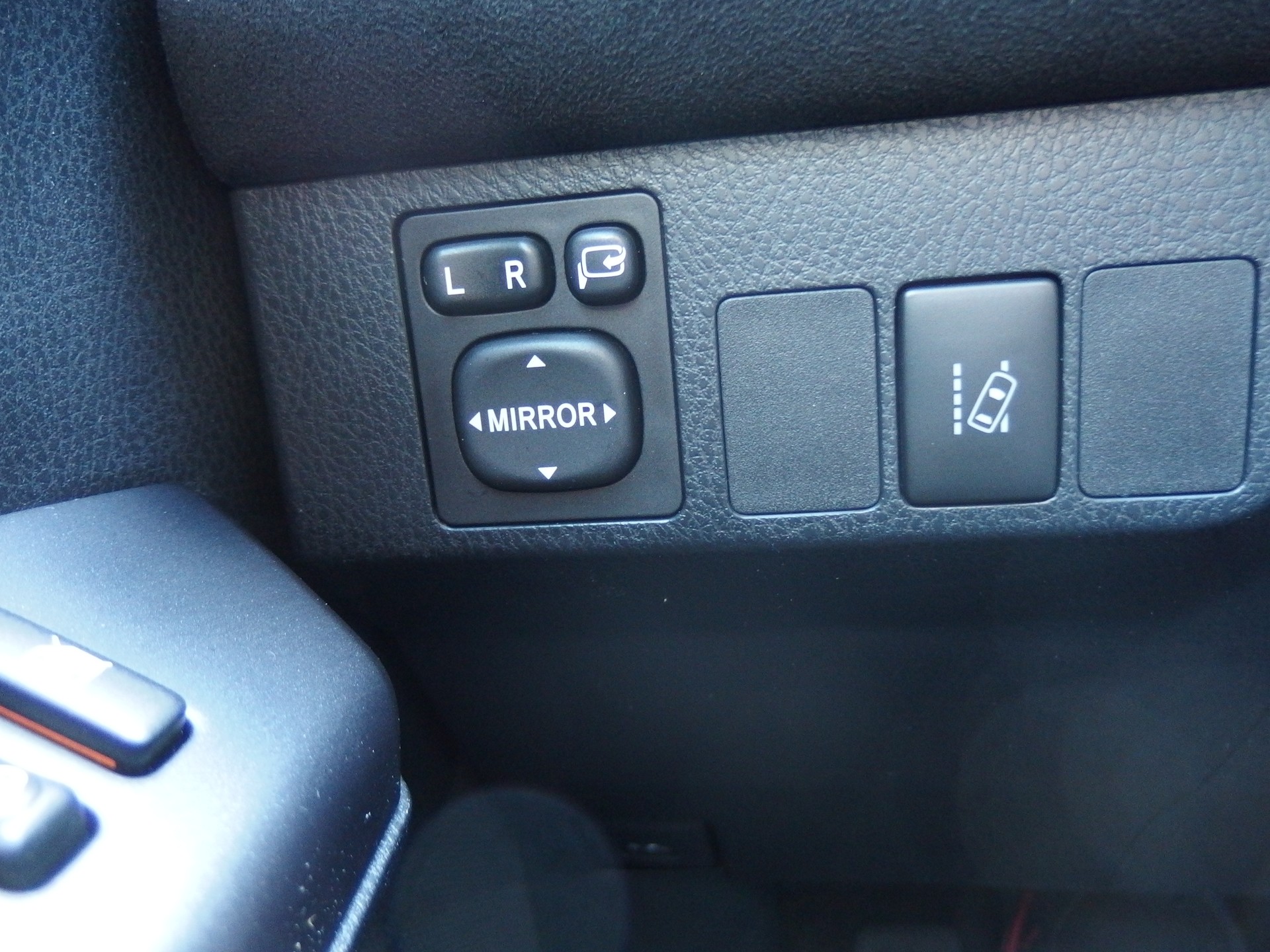 TOYOTA RAV-4 2.5 HSD Style e-CVT-image-8