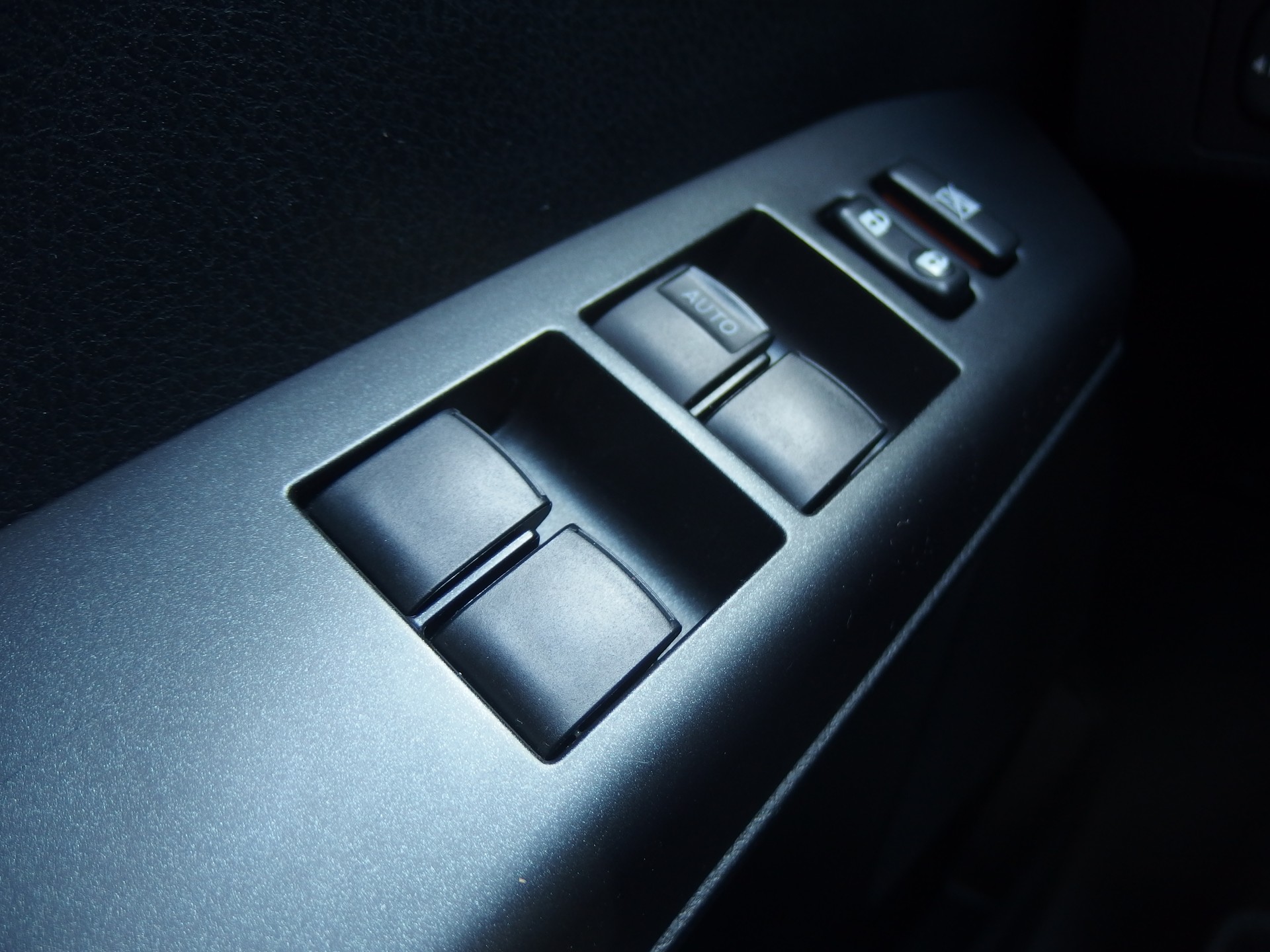 TOYOTA RAV-4 2.5 HSD Style e-CVT-image-9