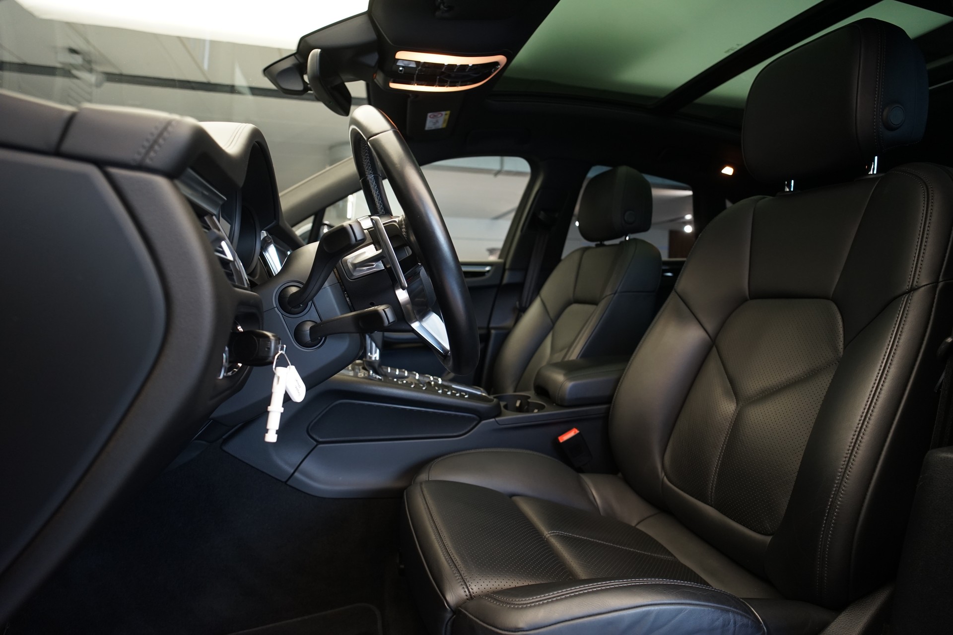 PORSCHE Macan S PDK-image-14