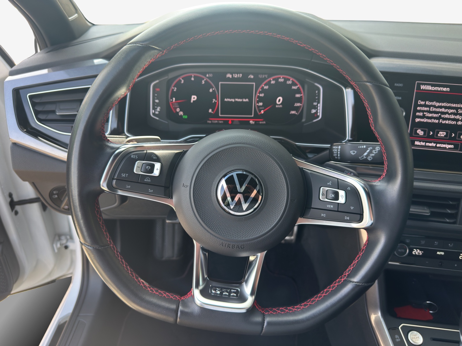 VW Polo 2.0 TSI GTI DSG-image-9