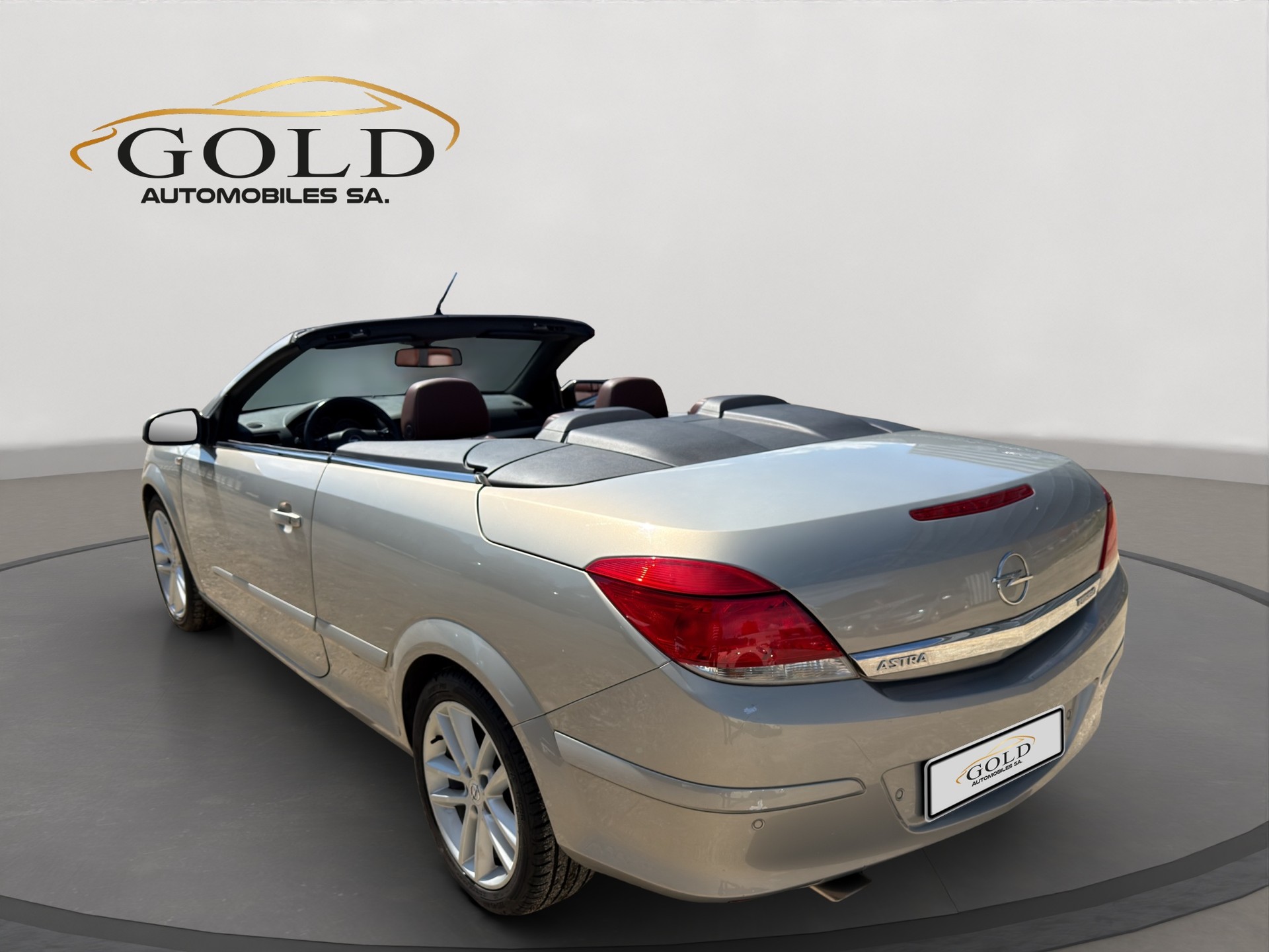 OPEL Astra TT 1.6i 16V Turbo Cosmo-image-8