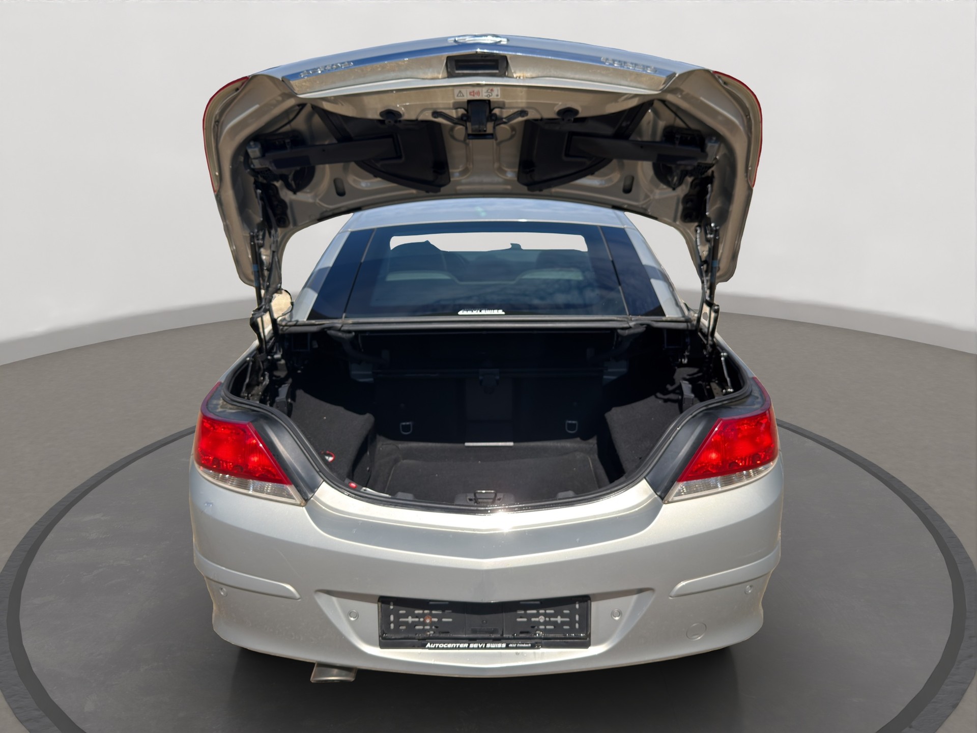 OPEL Astra TT 1.6i 16V Turbo Cosmo-image-13
