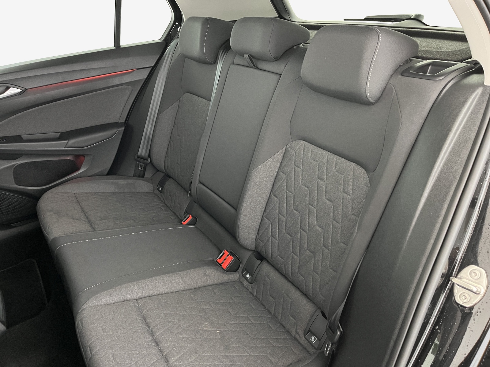 VW Golf 1.5 e TSI mHEV Life DSG-image-11