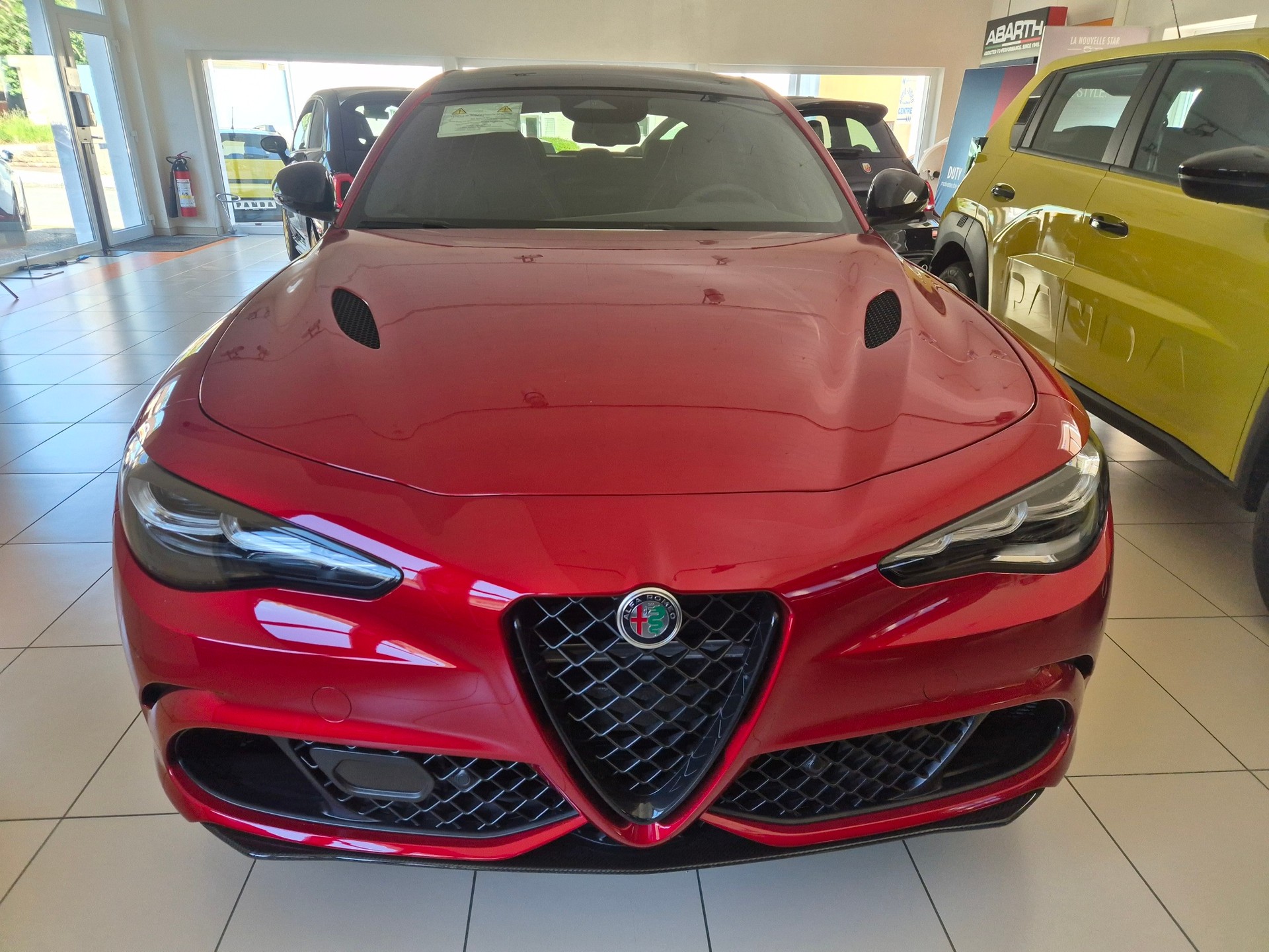 ALFA ROMEO Giulia 2.9 V6 Quadrifoglio Competizione-showroom-element-1