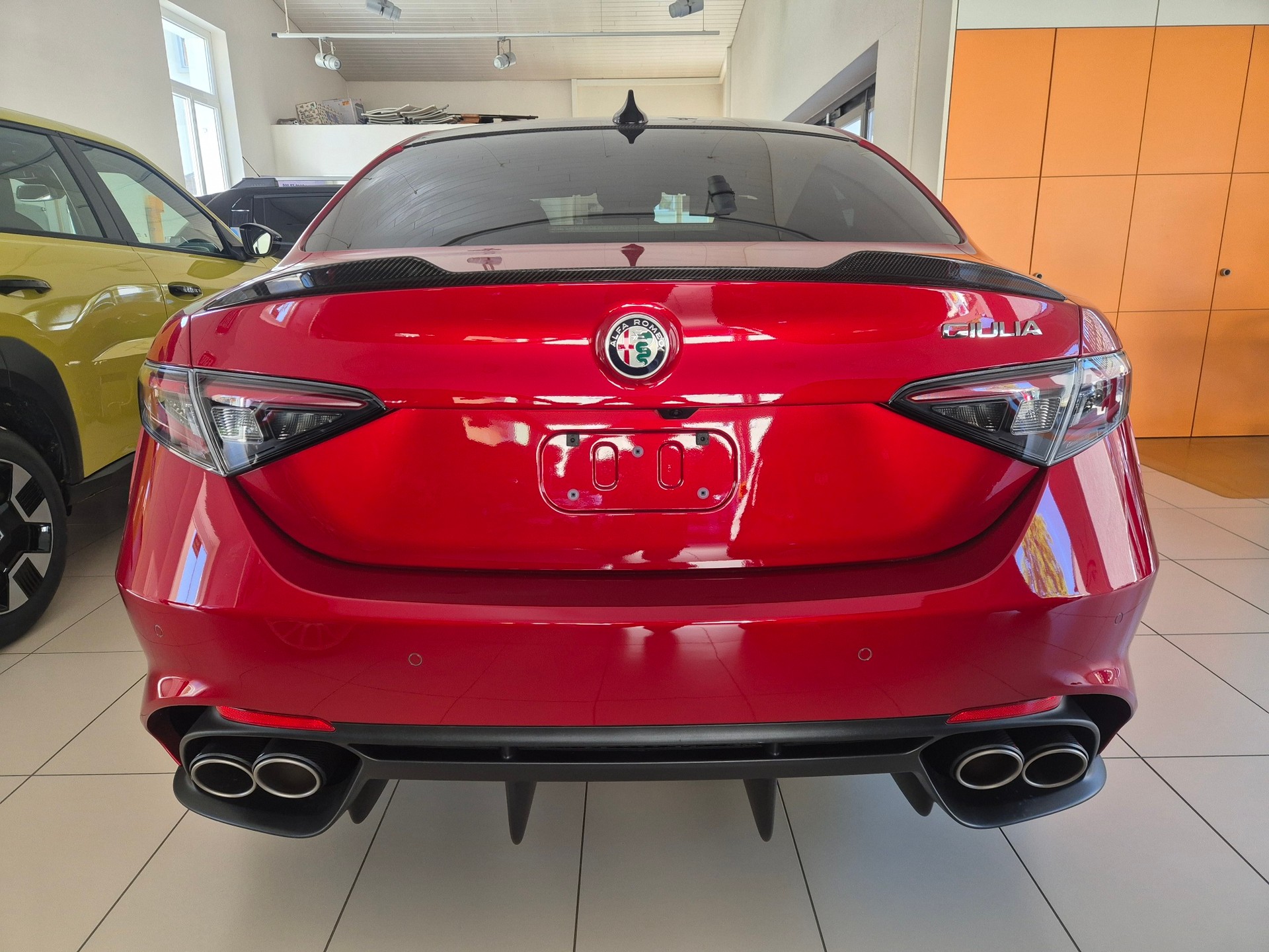 ALFA ROMEO Giulia 2.9 V6 Quadrifoglio Competizione-showroom-element-2