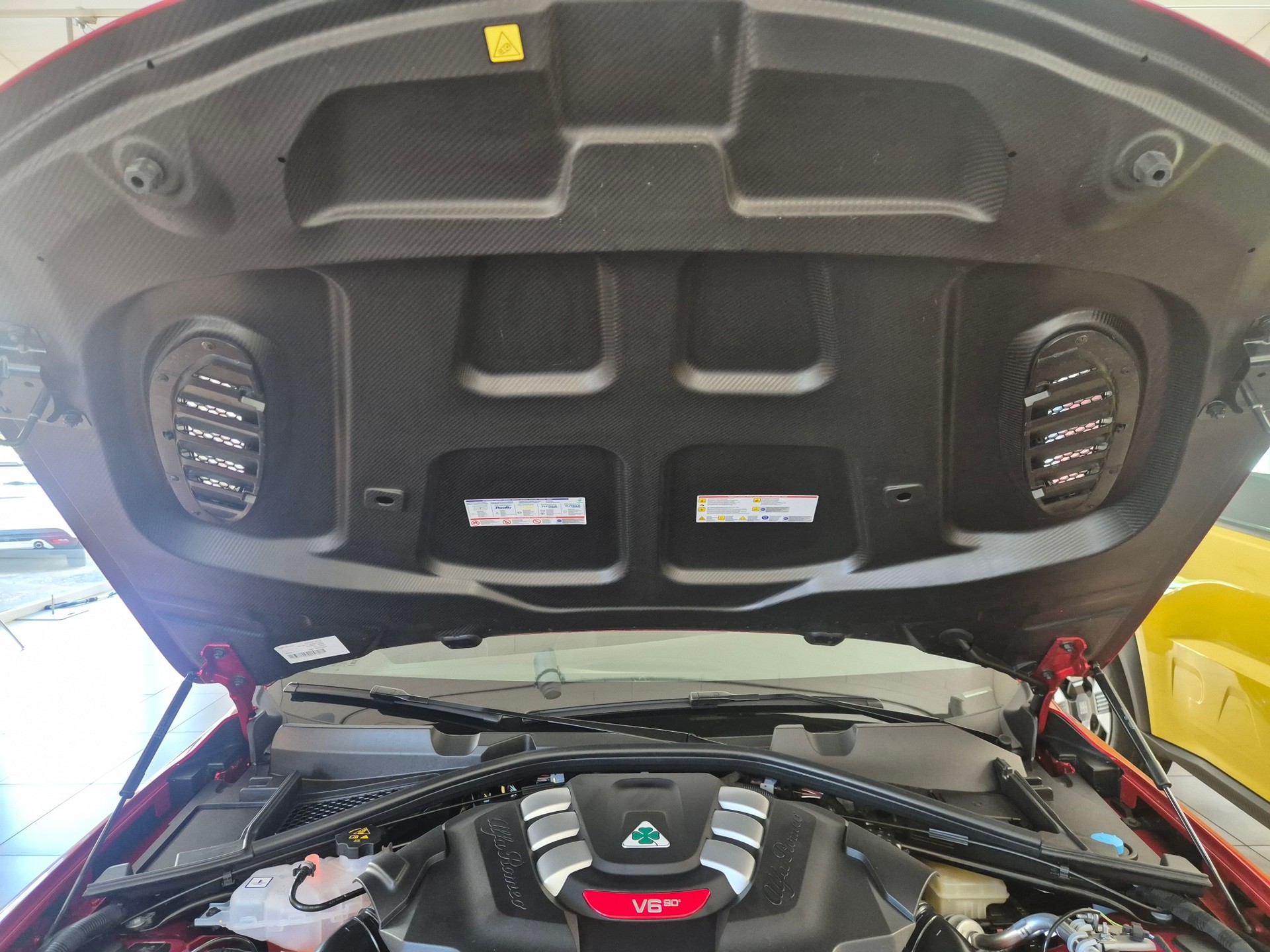 ALFA ROMEO Giulia 2.9 V6 Quadrifoglio Competizione-image-16