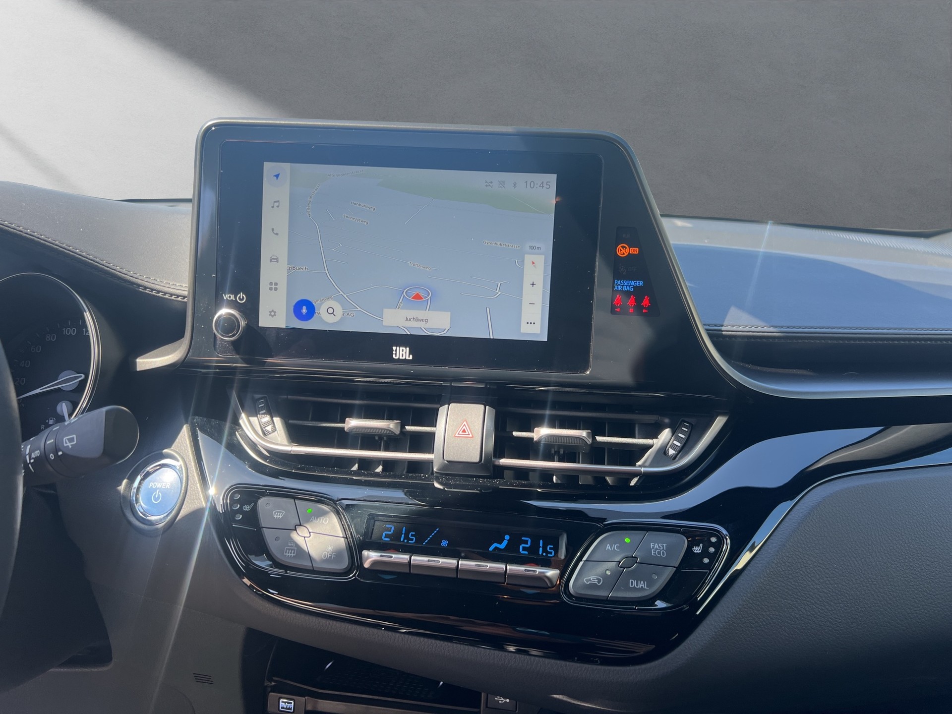 TOYOTA C-HR 2.0 VVTi HSD Move-image-5