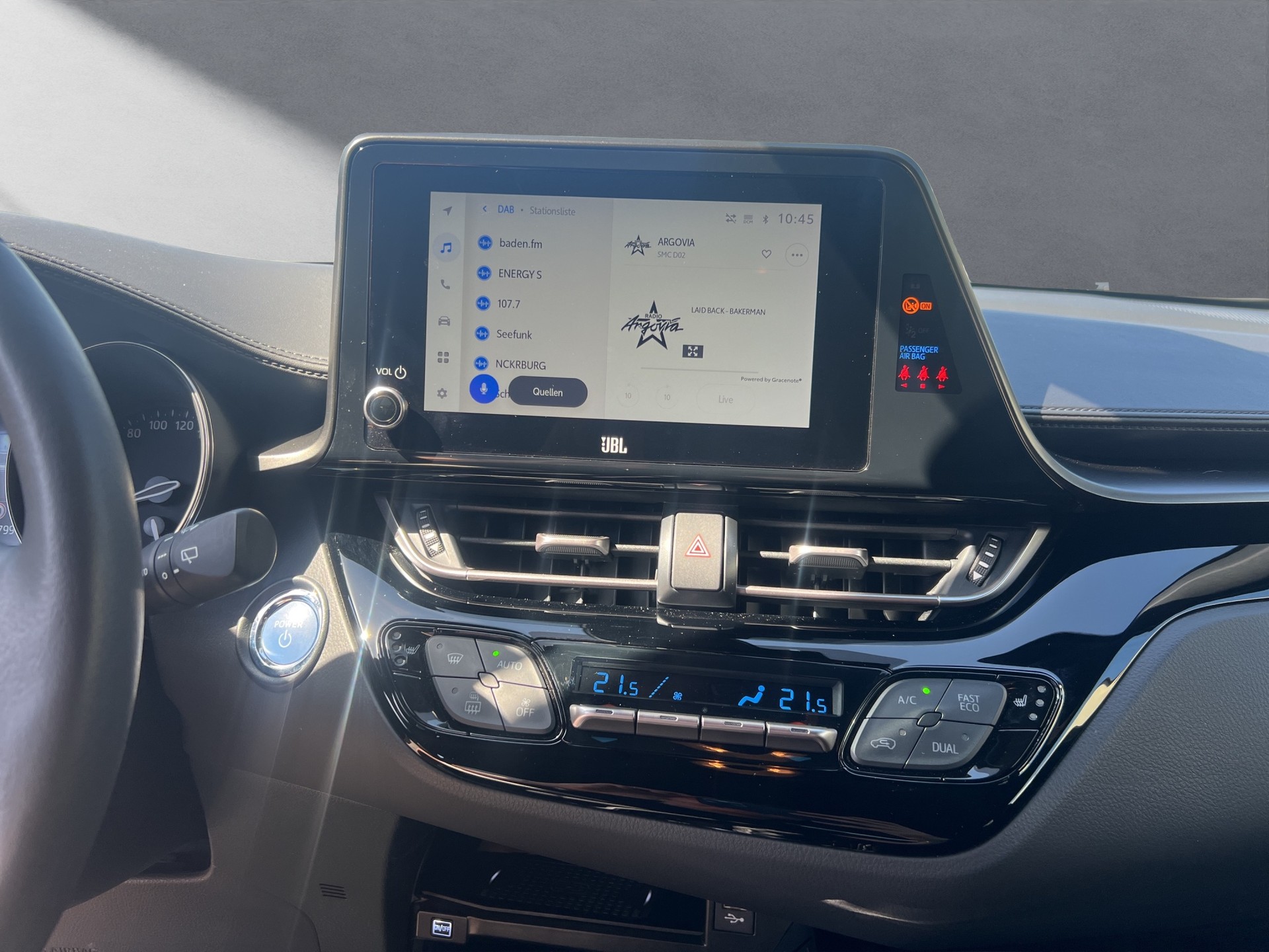 TOYOTA C-HR 2.0 VVTi HSD Move-image-6