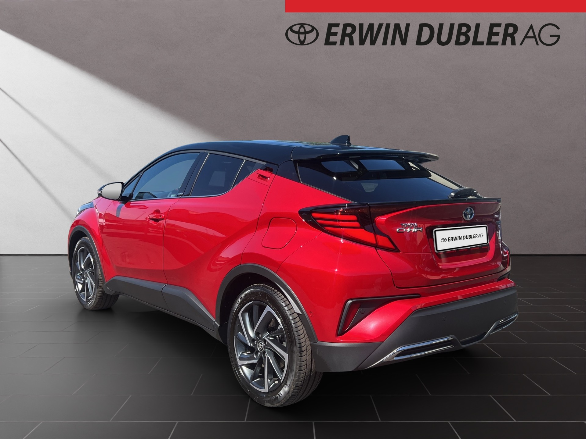 TOYOTA C-HR 2.0 VVTi HSD Move-showroom-element-2