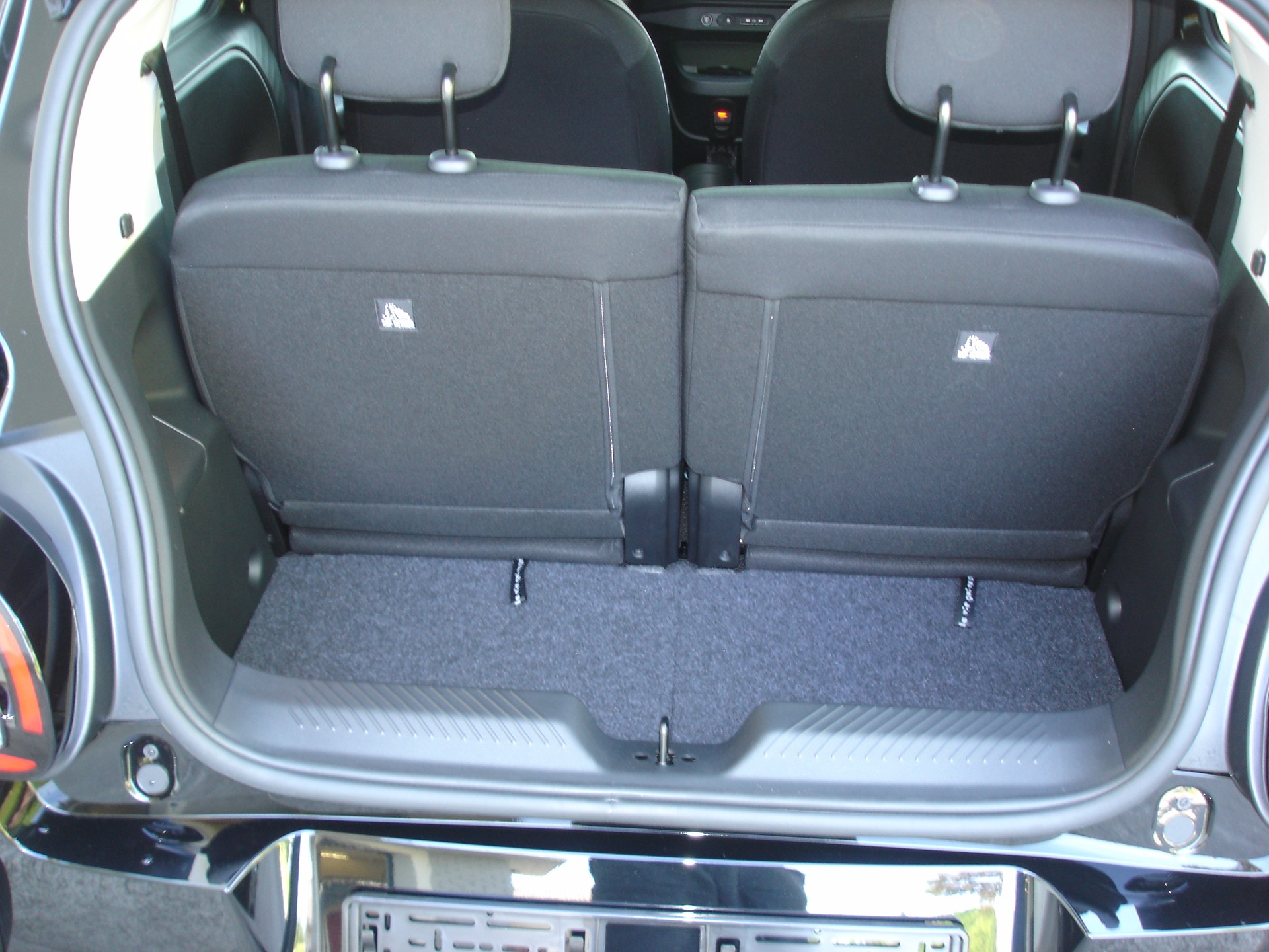 RENAULT Twingo E-Tech 27kWh Techno-image-4