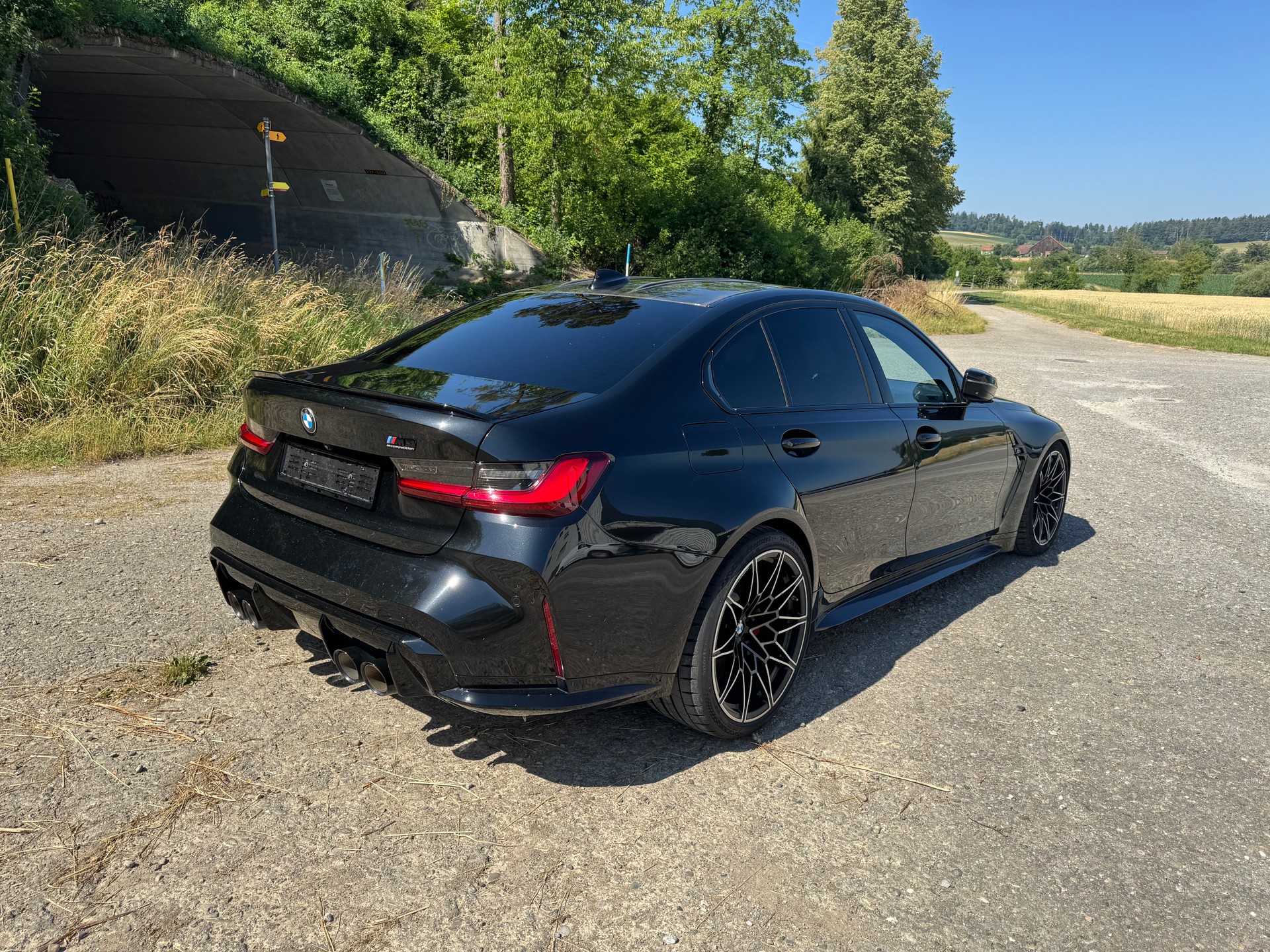 BMW M3 Competition M xDrive-image-2
