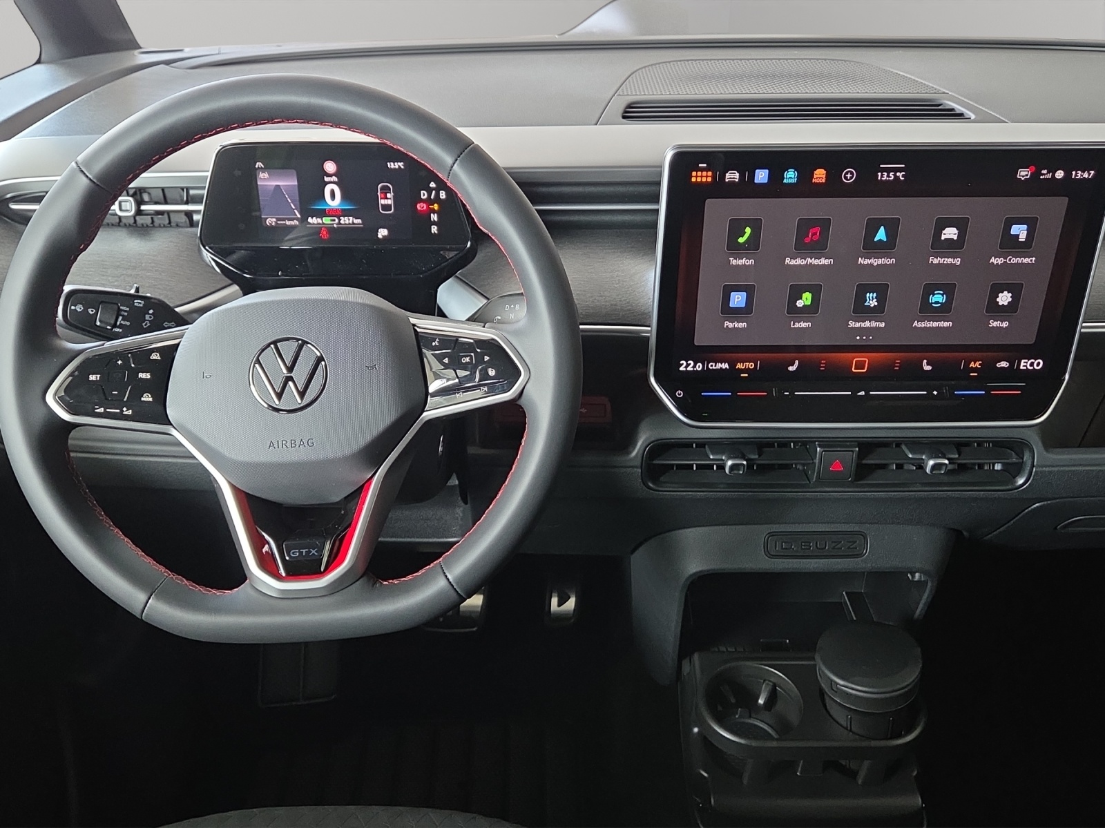 VW ID.Buzz NWB GTX 4 Motion-image-6