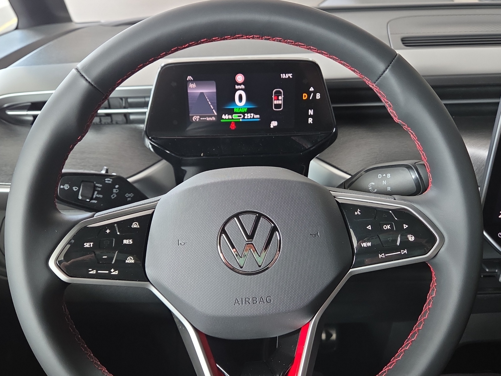 VW ID.Buzz NWB GTX 4 Motion-image-10