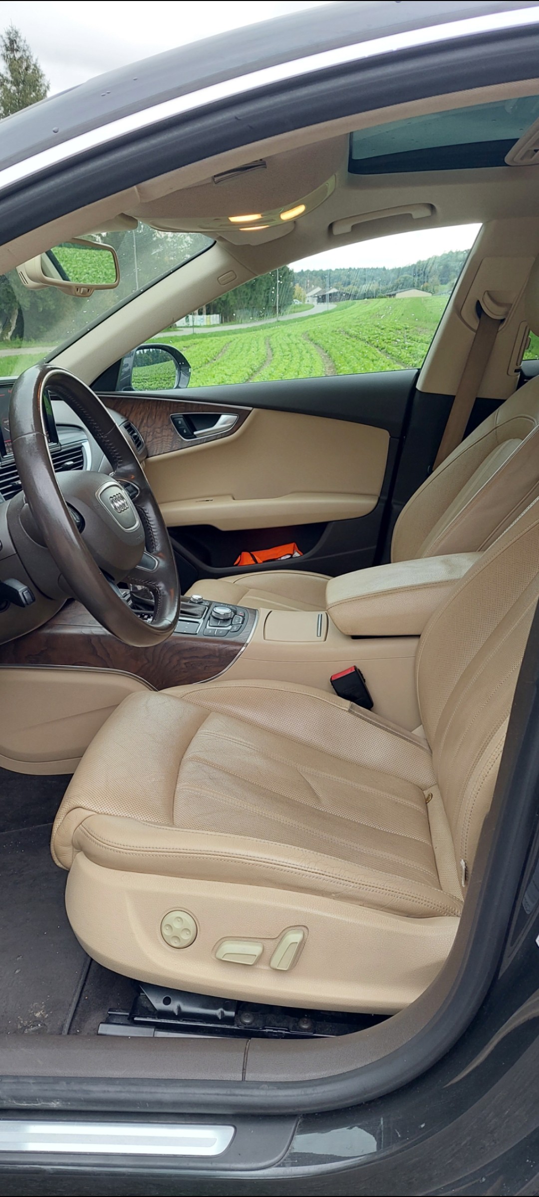 AUDI 2.8 V6 FSI quattro S-Tronic-image-7