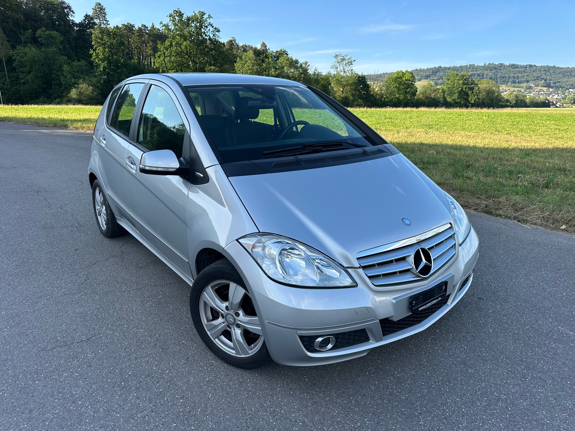 MERCEDES-BENZ A 170 Avantgarde Edition-image-0