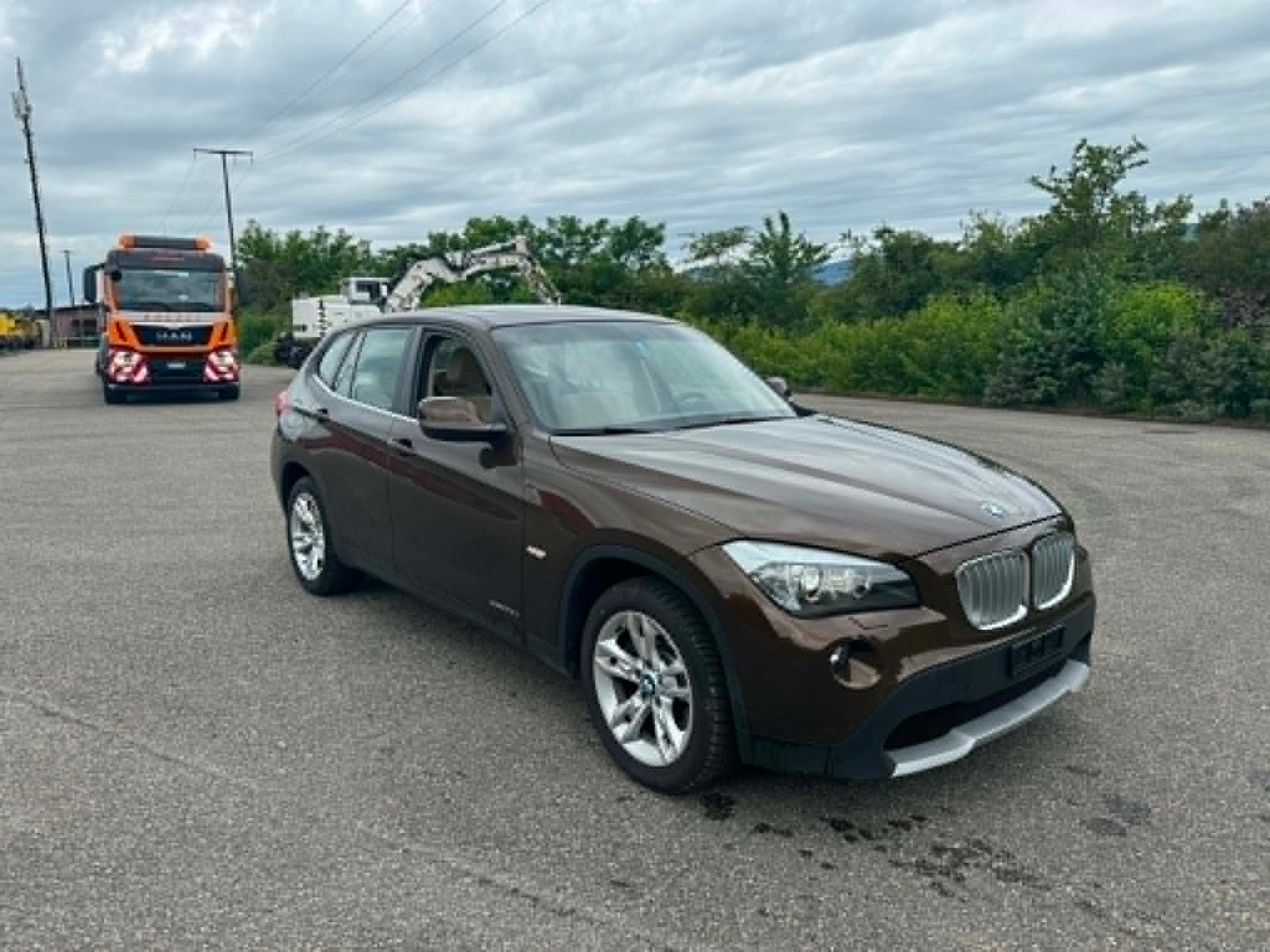 BMW X1 xDrive 23d Steptronic-image-12
