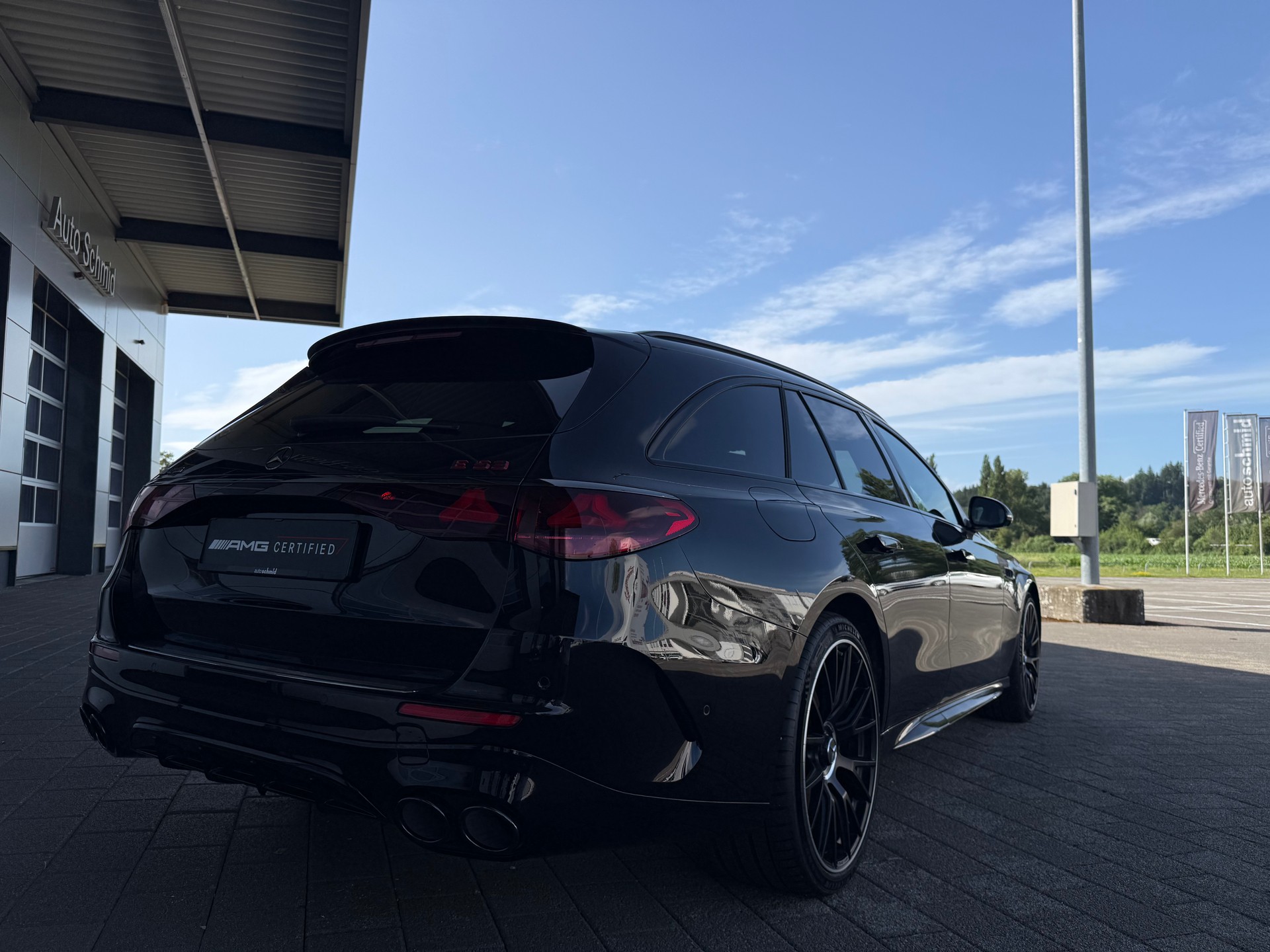 MERCEDES-BENZ E 53 Hybrid T 4Matic+ 9G-Tronic-showroom-element-1