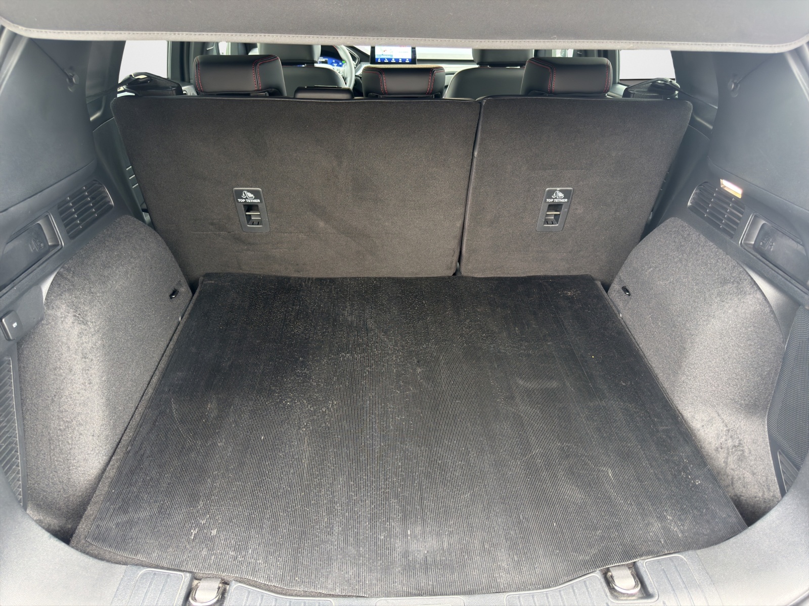 FORD Kuga 2.5 FHEV ST-Line 4WD-image-12