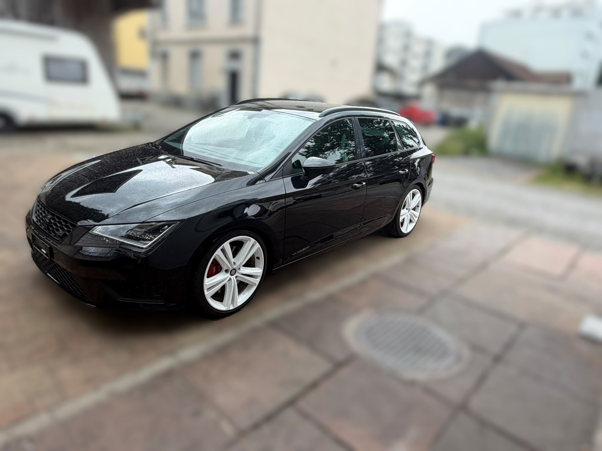 SEAT Leon ST 2.0 TSI Cupra 280 DSG-image-1