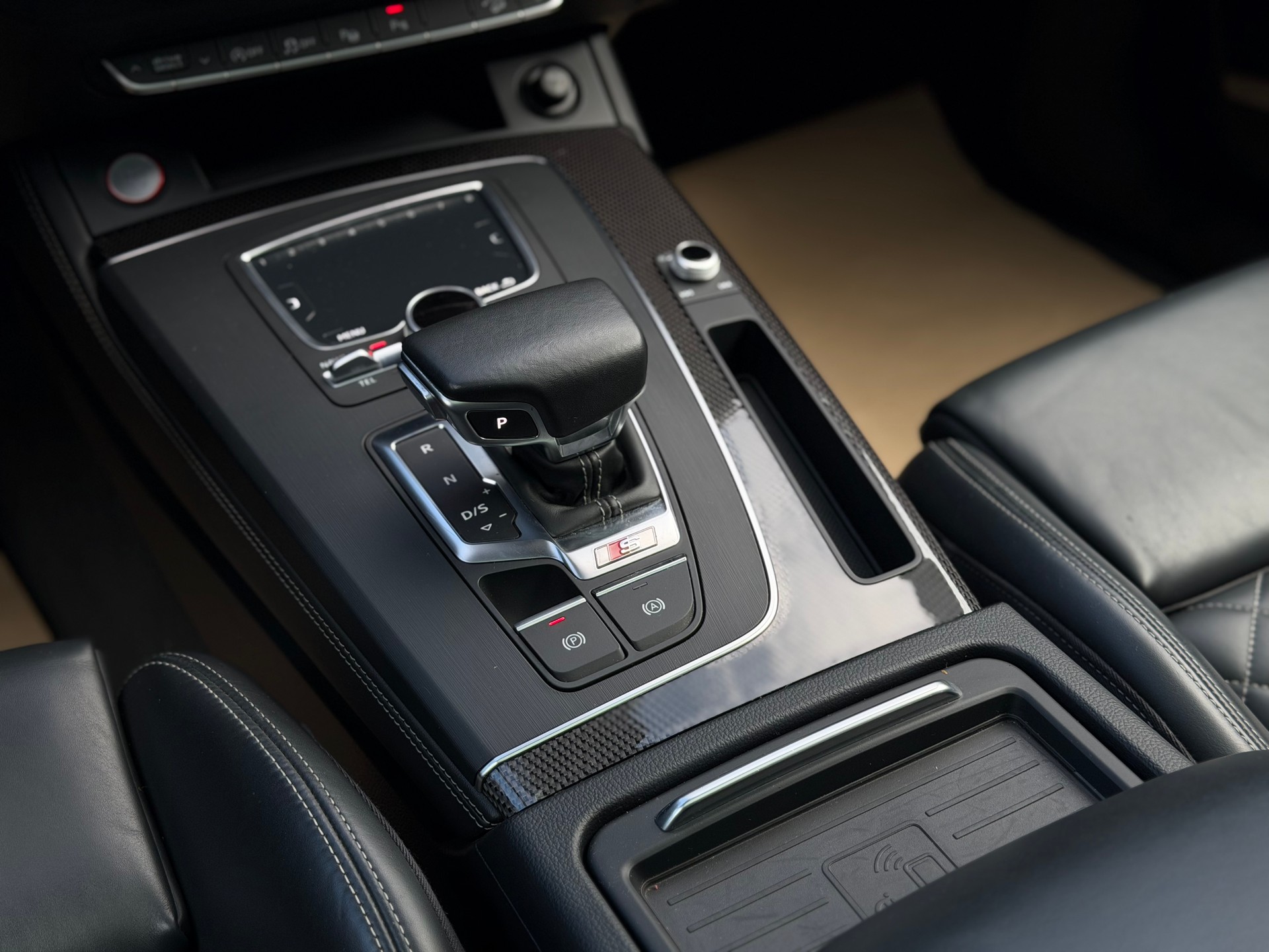 AUDI SQ5 3.0 TFSI quattro S-tronic-image-18