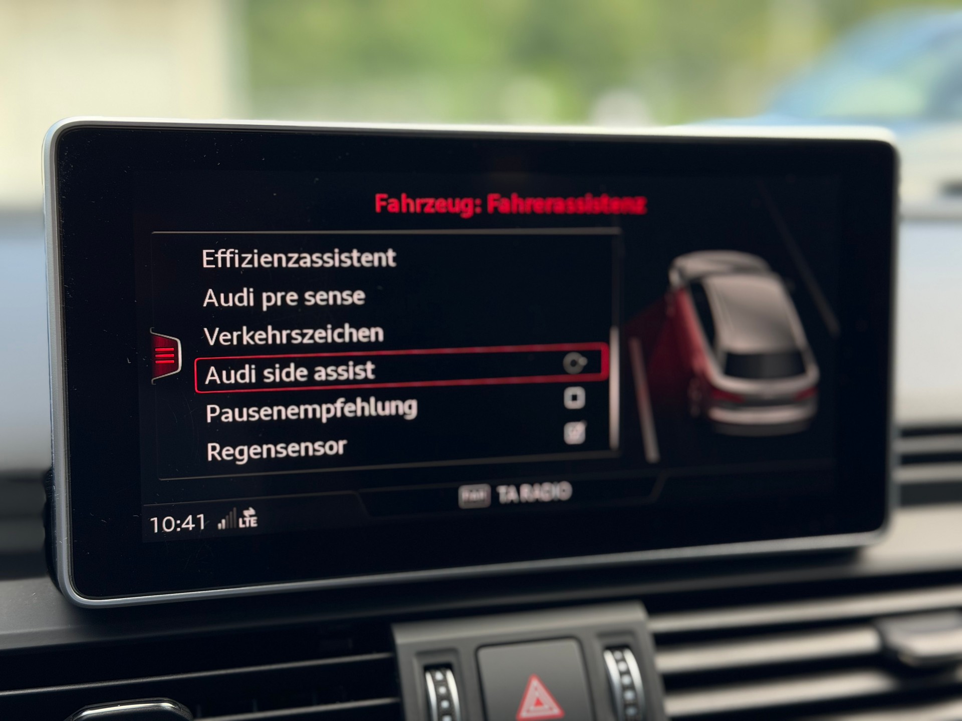 AUDI SQ5 3.0 TFSI quattro S-tronic-image-21