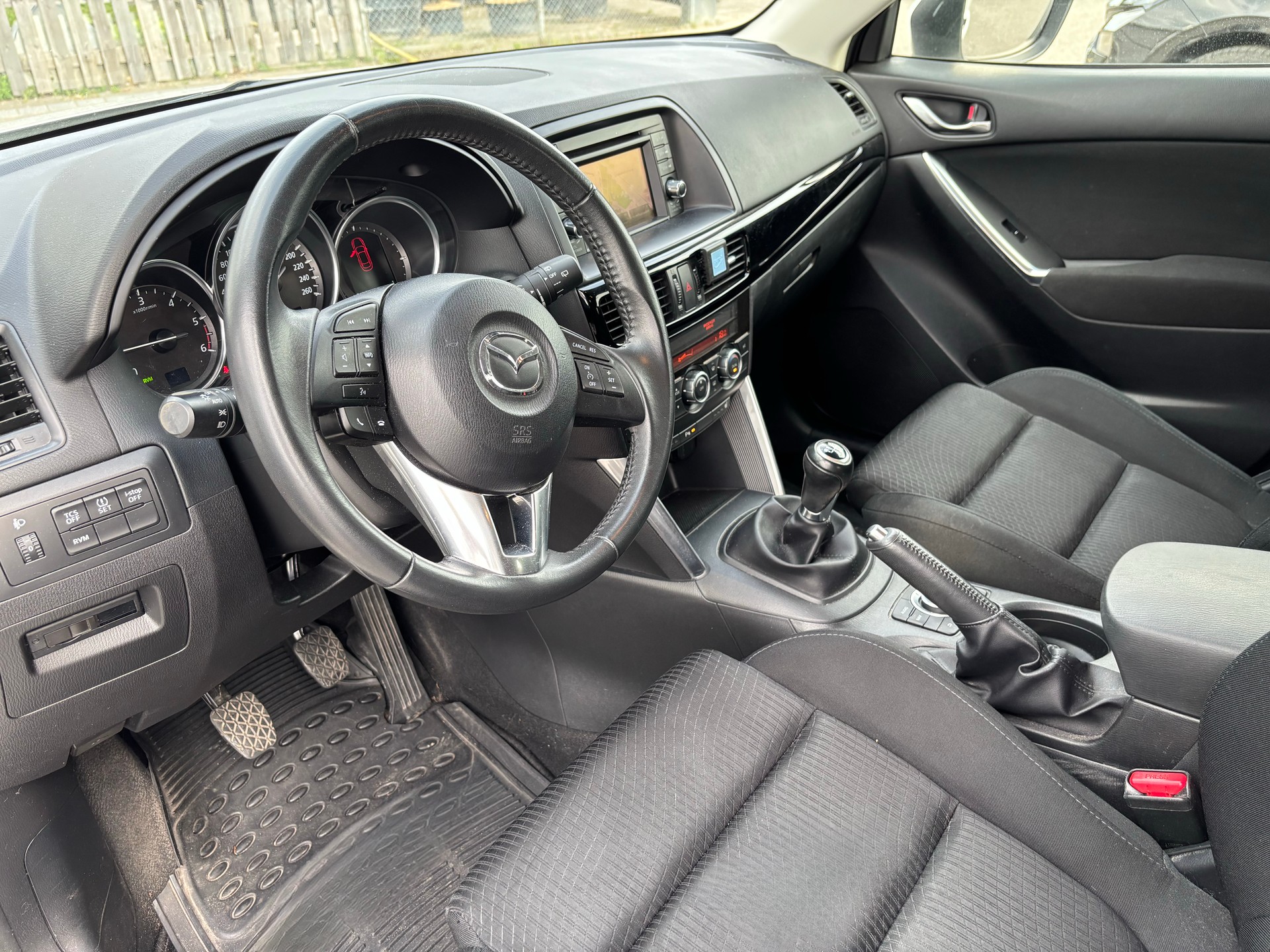 MAZDA CX-5 2.2 D Ambition AWD-image-5